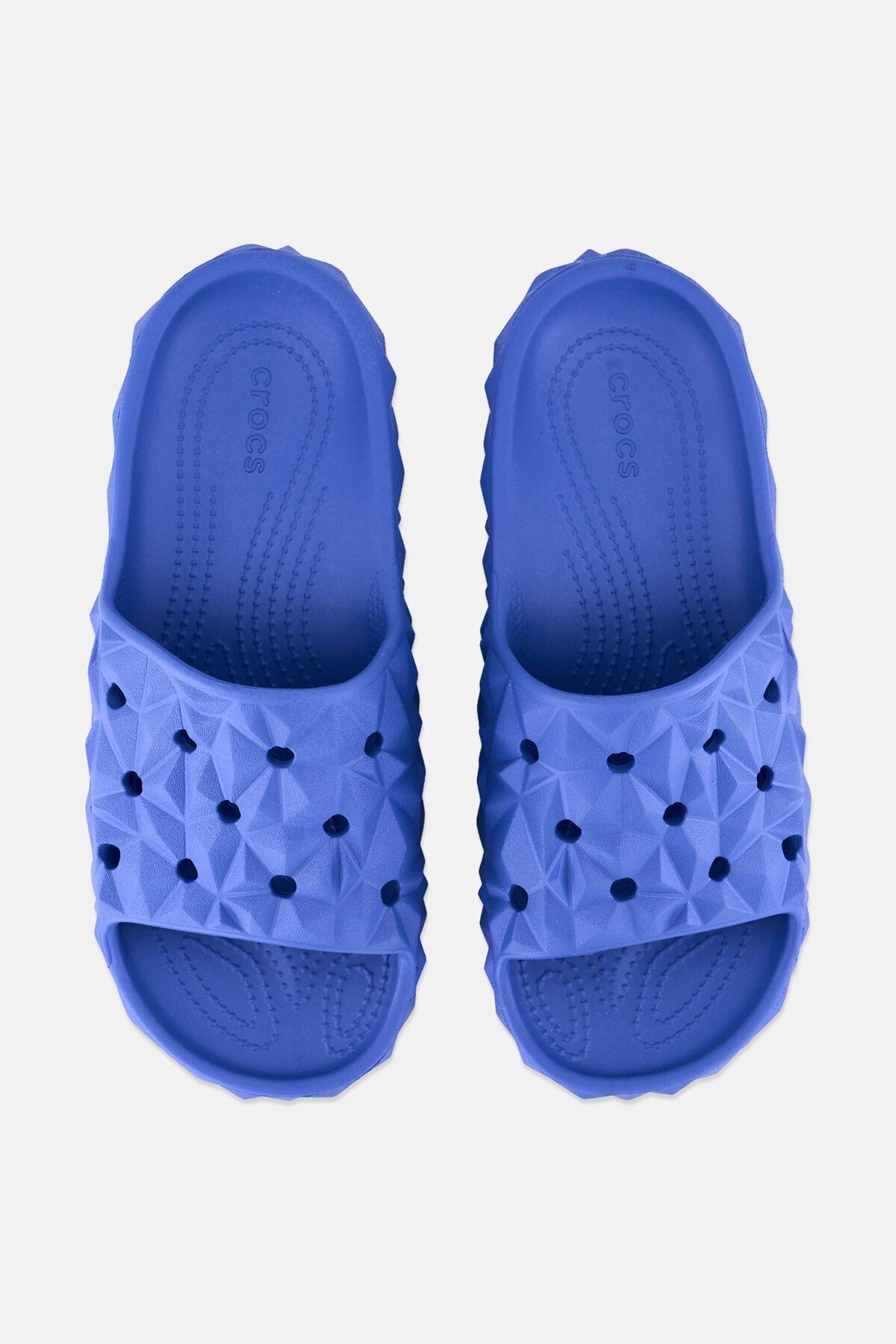 Crocs-Men Slip On Diamond Pattern Slides, Blue 3