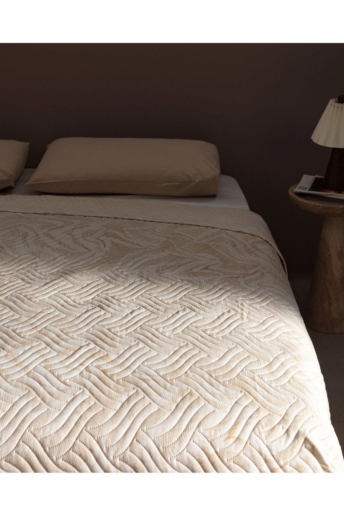 Madame Coco-Beige Printed Double Bedspread 3