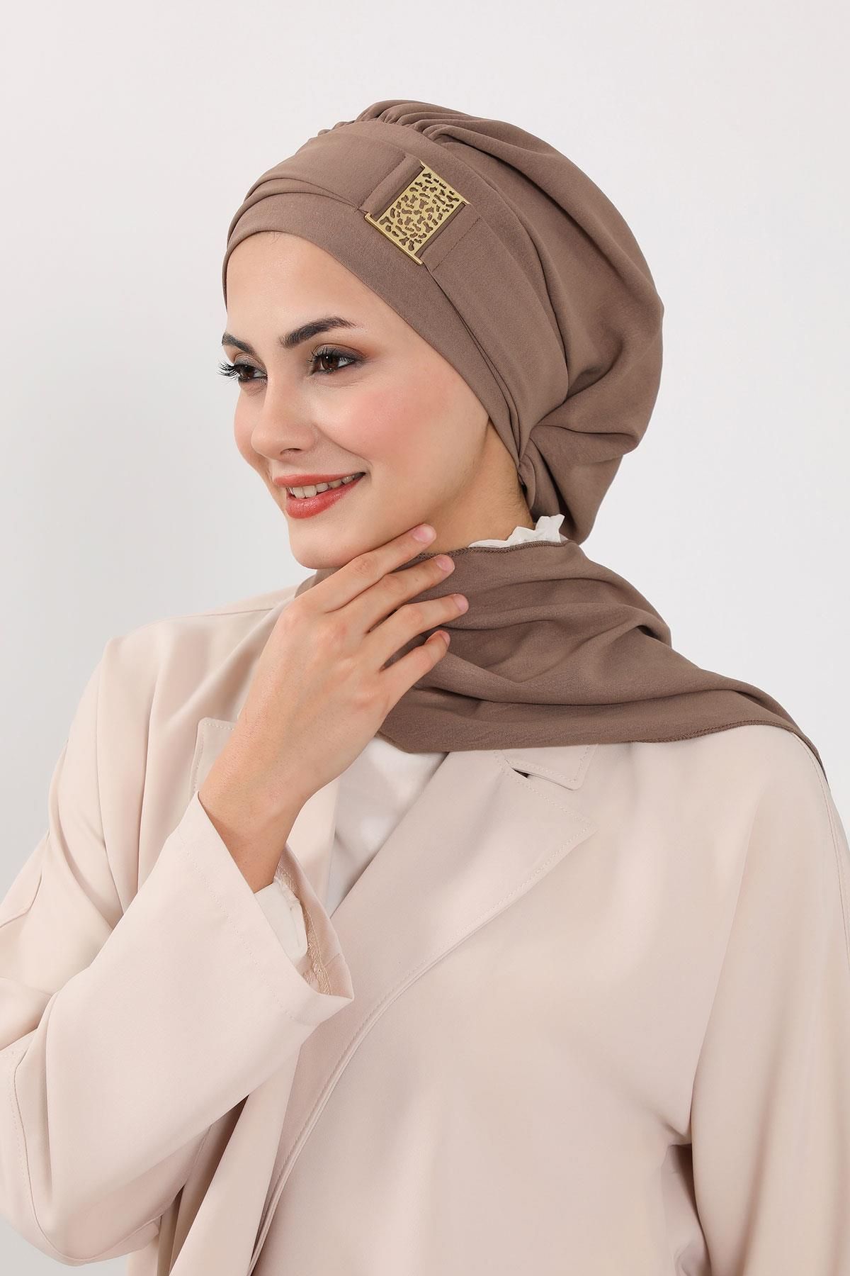 Aisha's Design-Ready Turban with Aerobin Fabric and Gold Accessories - HT-11A 2