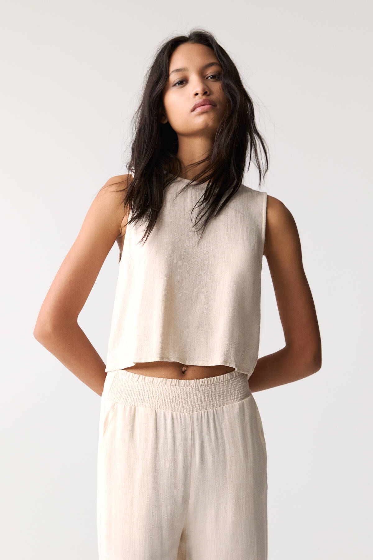 complete the look image