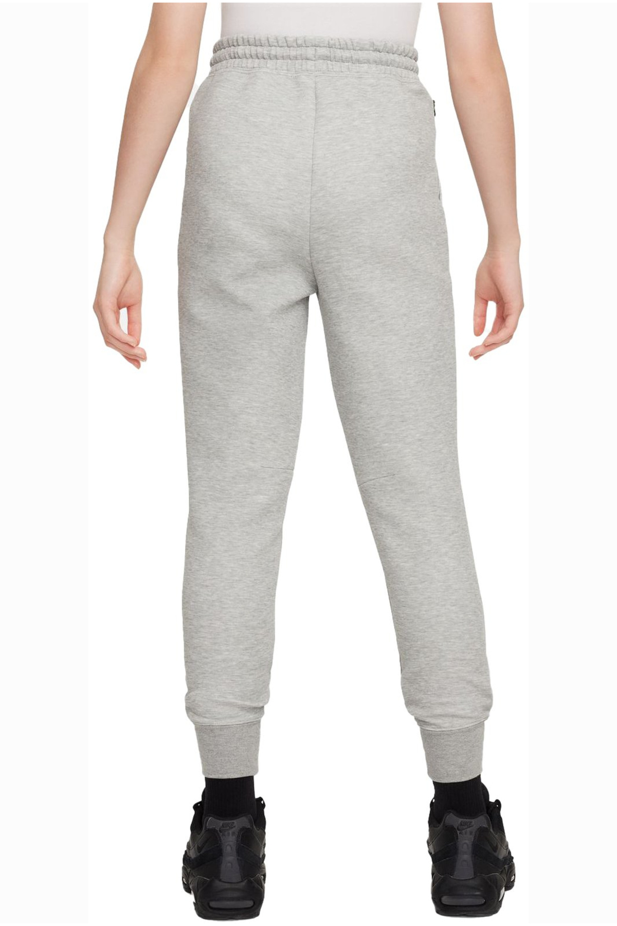 complete the look image