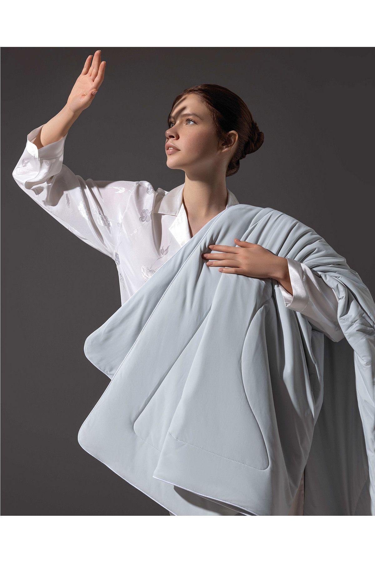 Madame Coco-Antony Cool Single Quilt - Comfortable and Stylish Design 2