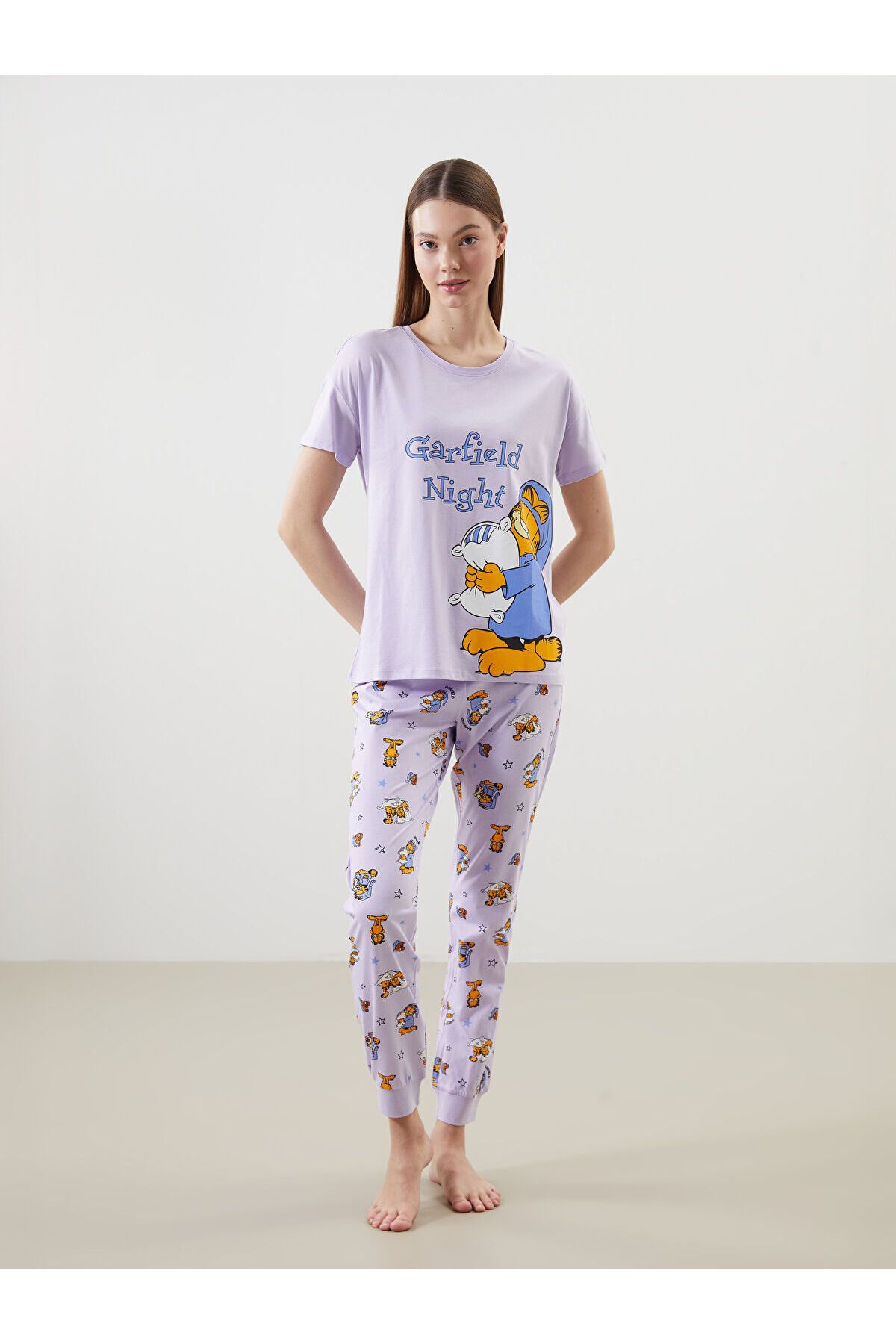 LC Waikiki LCWK Bisiklet Yaka Garfield Baskılı Kadın Pijama Takımı