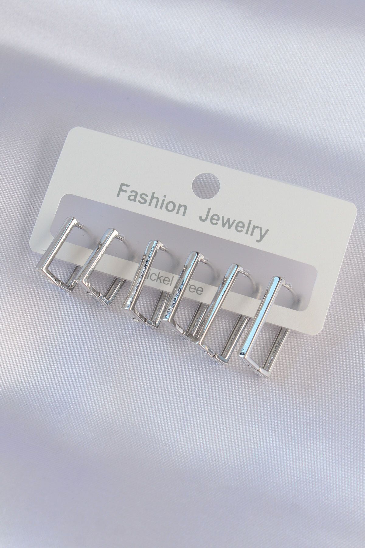 LovelymCo Pirinç Gümüş Renk Dikdörtgen Model Küpe Seti - Lisinya