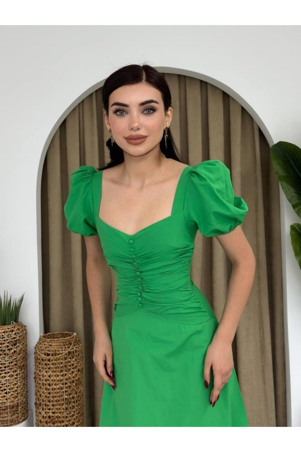 MHT STORE Kare Yaka Düğmeli Elbise