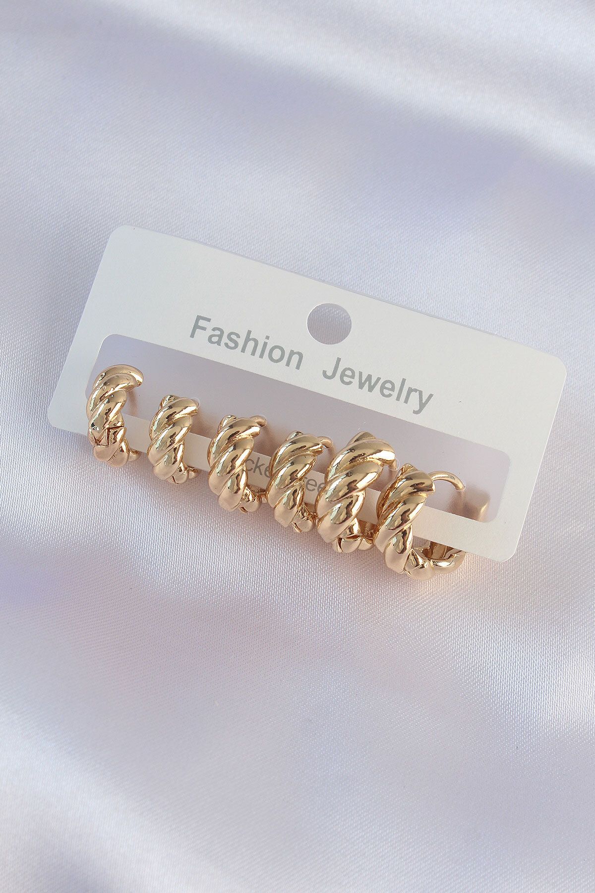 LovelymCo Pirinç Gold Renk Minimal Tırtıklı Küpe Seti - Lisinya