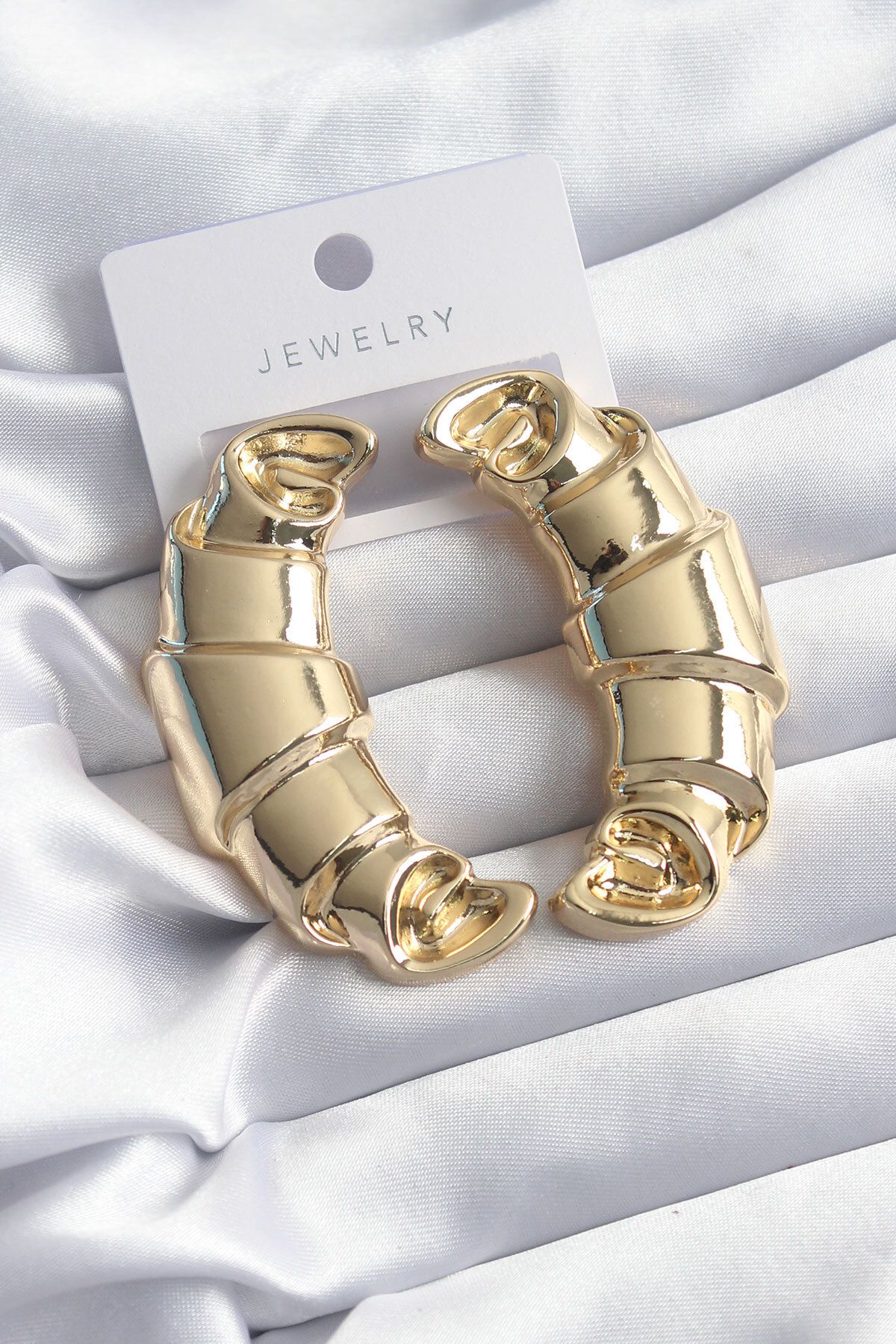 LovelymCo Pirinç Gold Renk Kruvasan Model Kadın Küpe - Lisinya