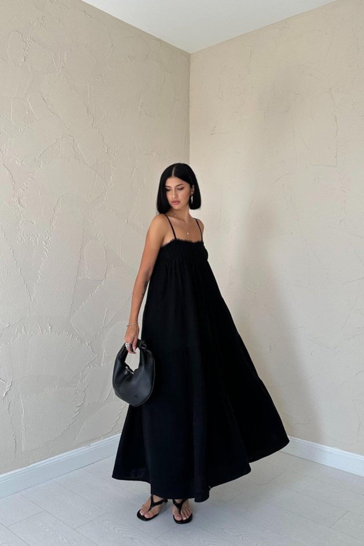 velmorafashion Siyah Askılı Parçalı Müslin Elbise