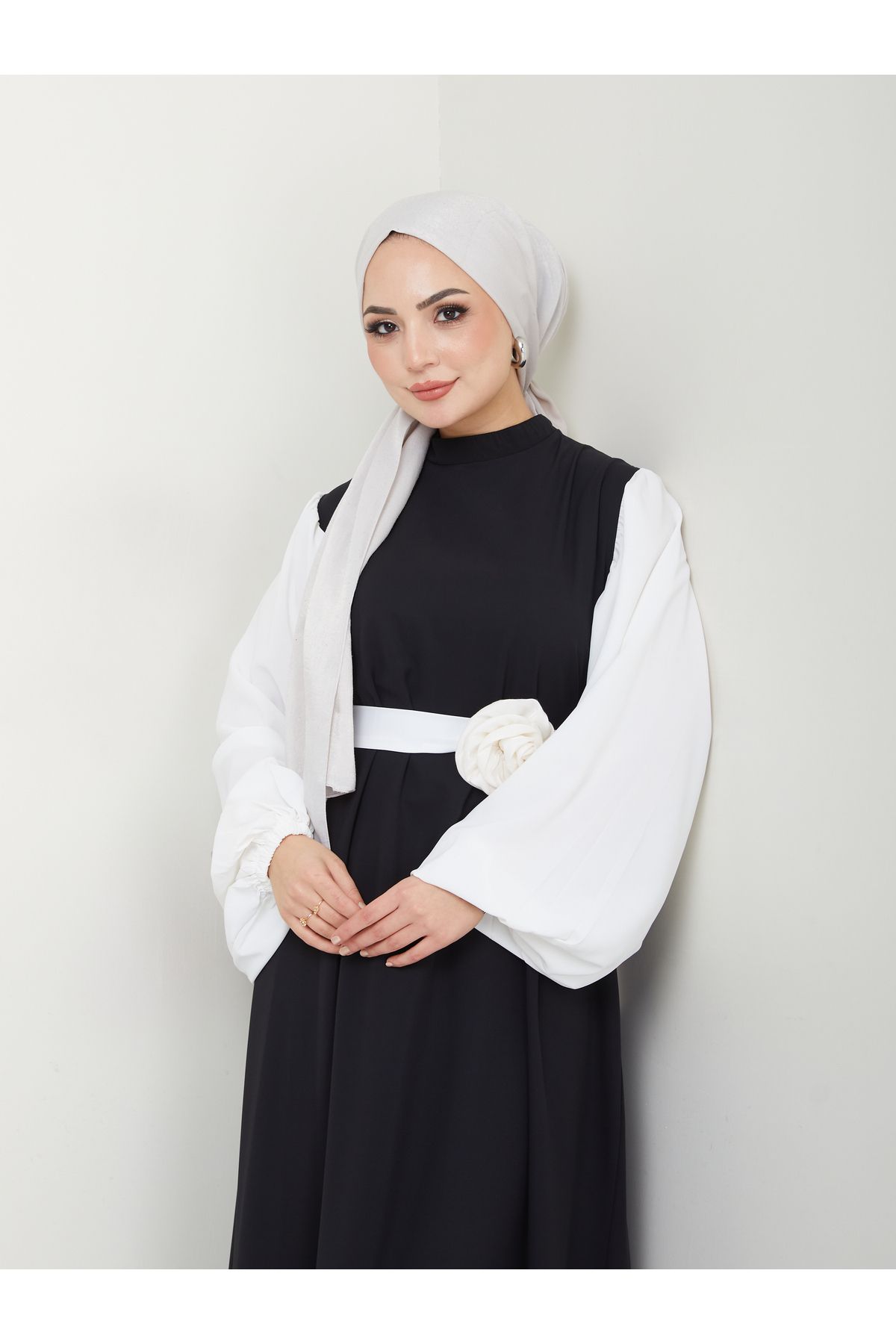 EFSUN MODA-Women's Saw Sleeve White Dress Blume Buckle Black Dress 3