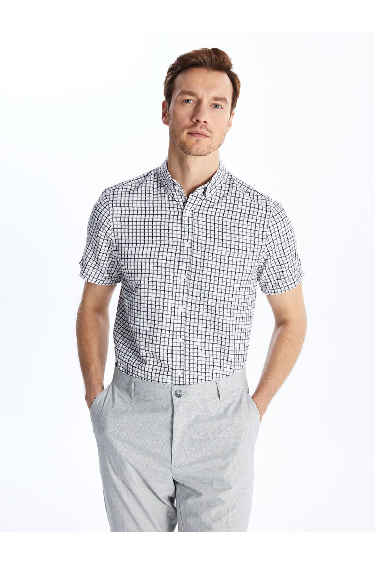 LC Waikiki LCW Regular Fit Kısa Kollu Ekose Poplin Erkek Gömlek
