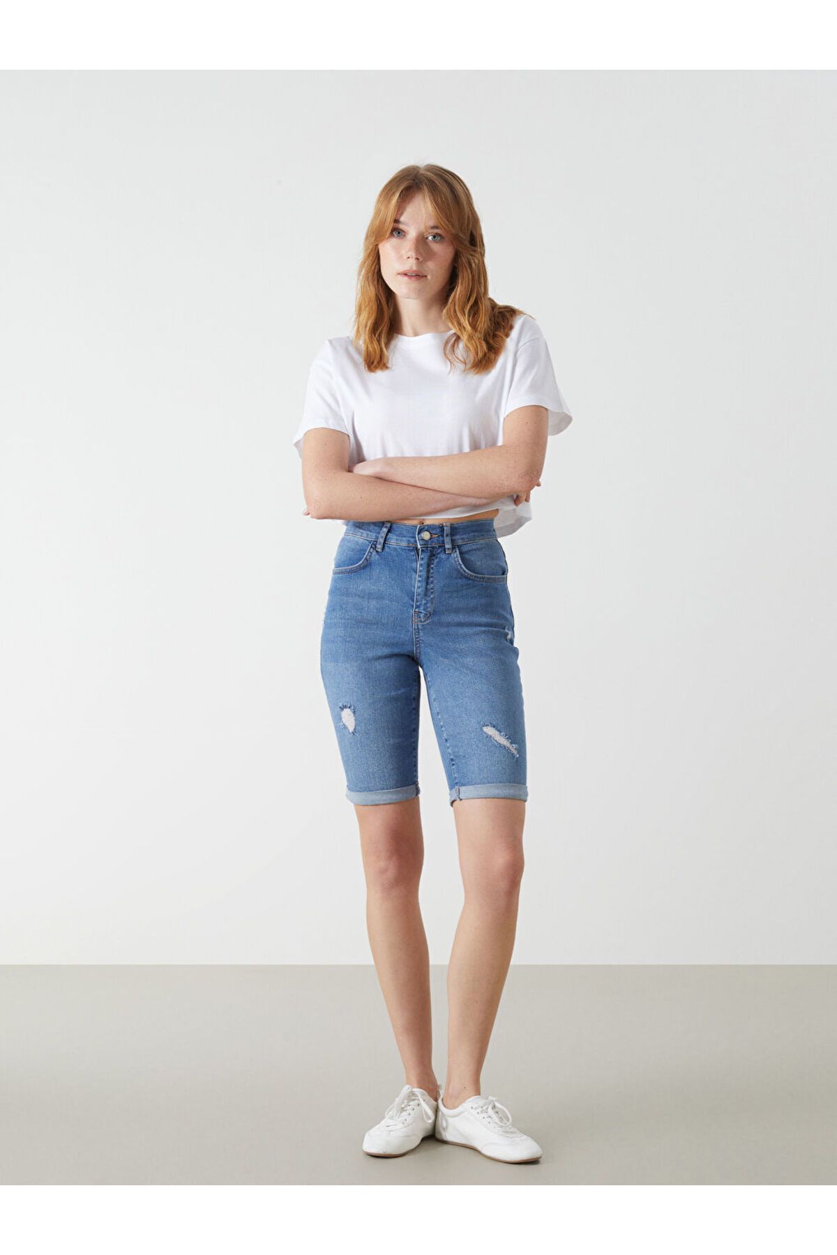 LC Waikiki Yeni Sezon Bermuda Fit Kadin Jean Sort - S4DL53Z8