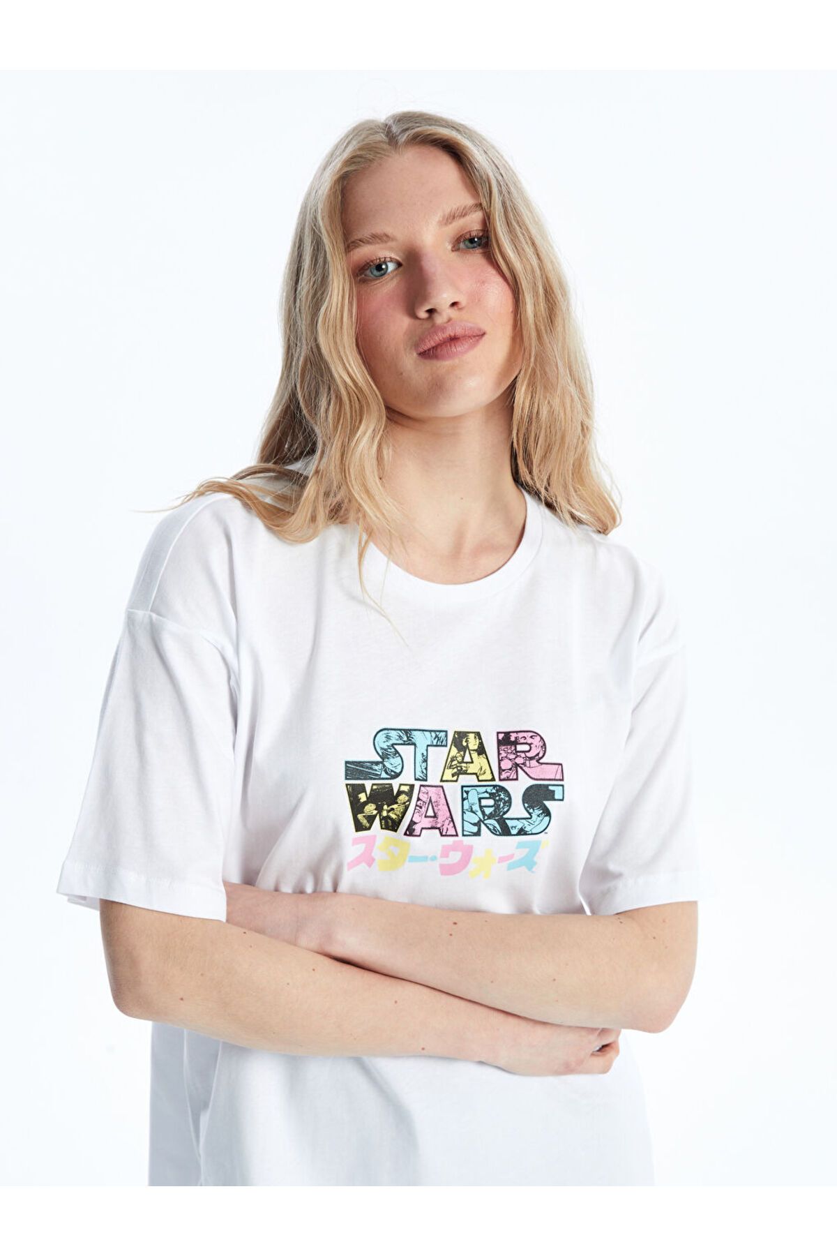 LC Waikiki Yeni Sezon Bisiklet Yaka Star Wars Baskili Kadin Tisort - S4LE94Z8