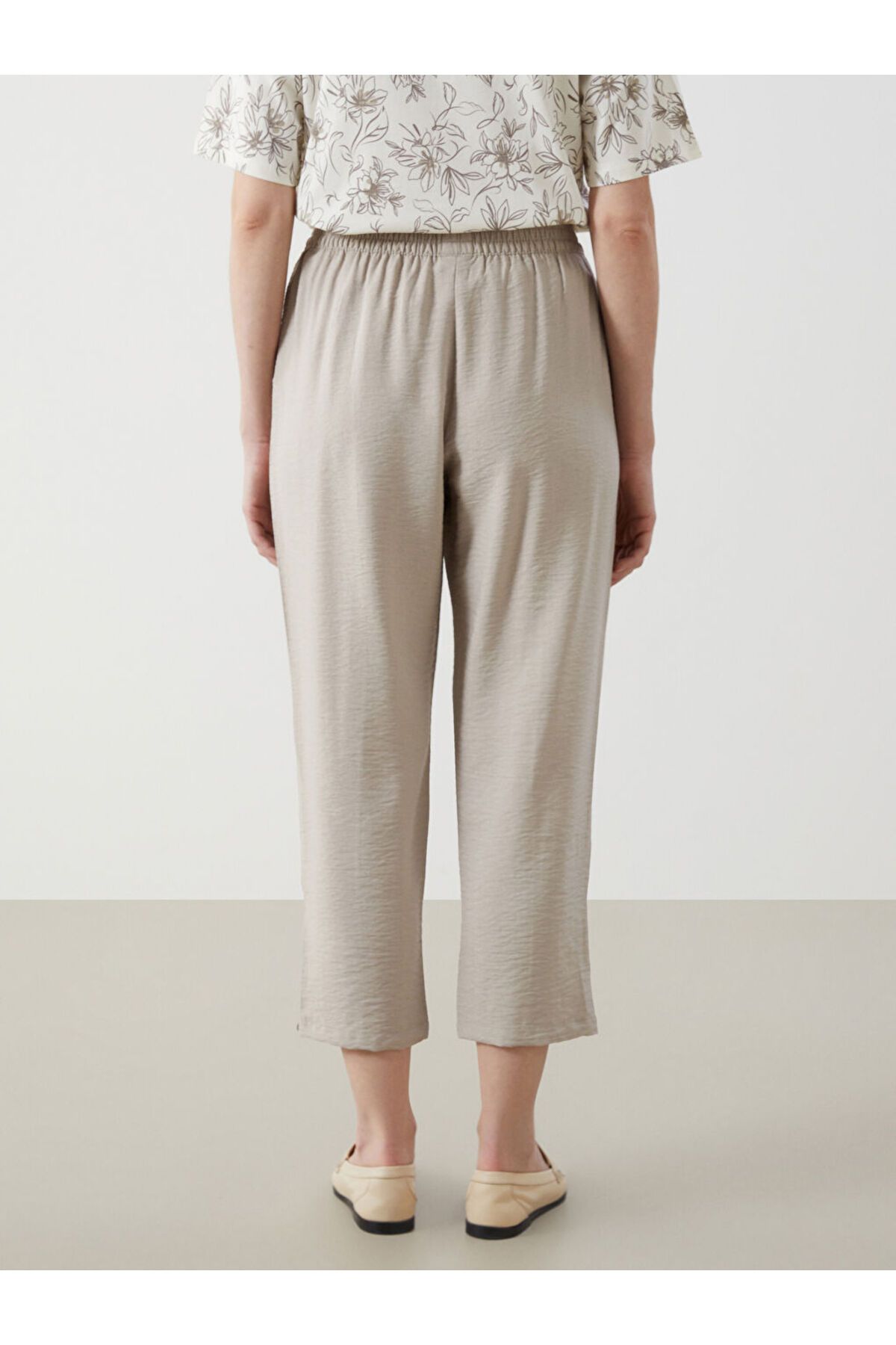 LC Waikiki-Pantaloni de damă cu aspect de in cu talie elastică 4