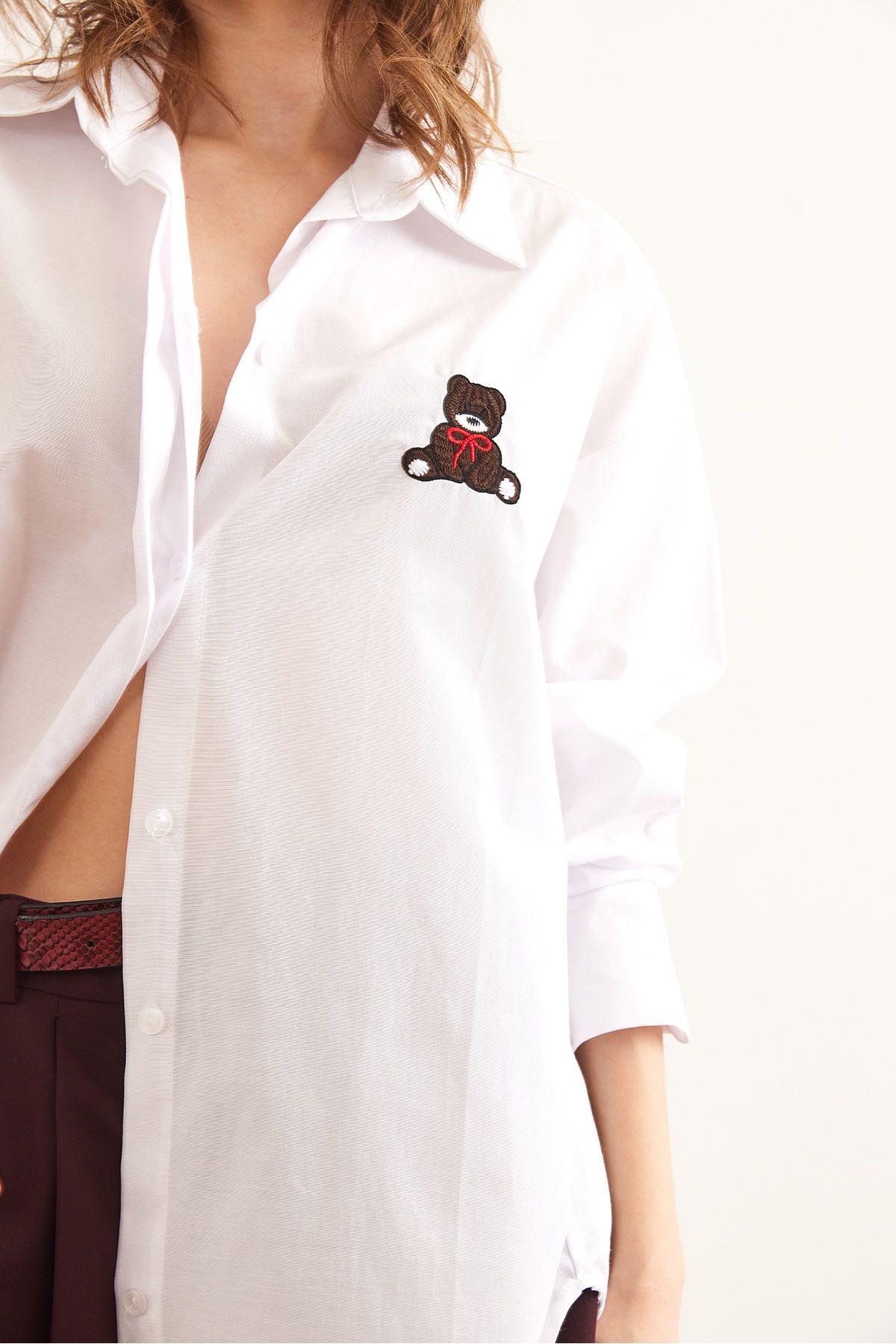 Olalook-Women's White Teddy Bear Hidden Placket Embroidery Detailed Oversize Shirt Gml- 19001295 3