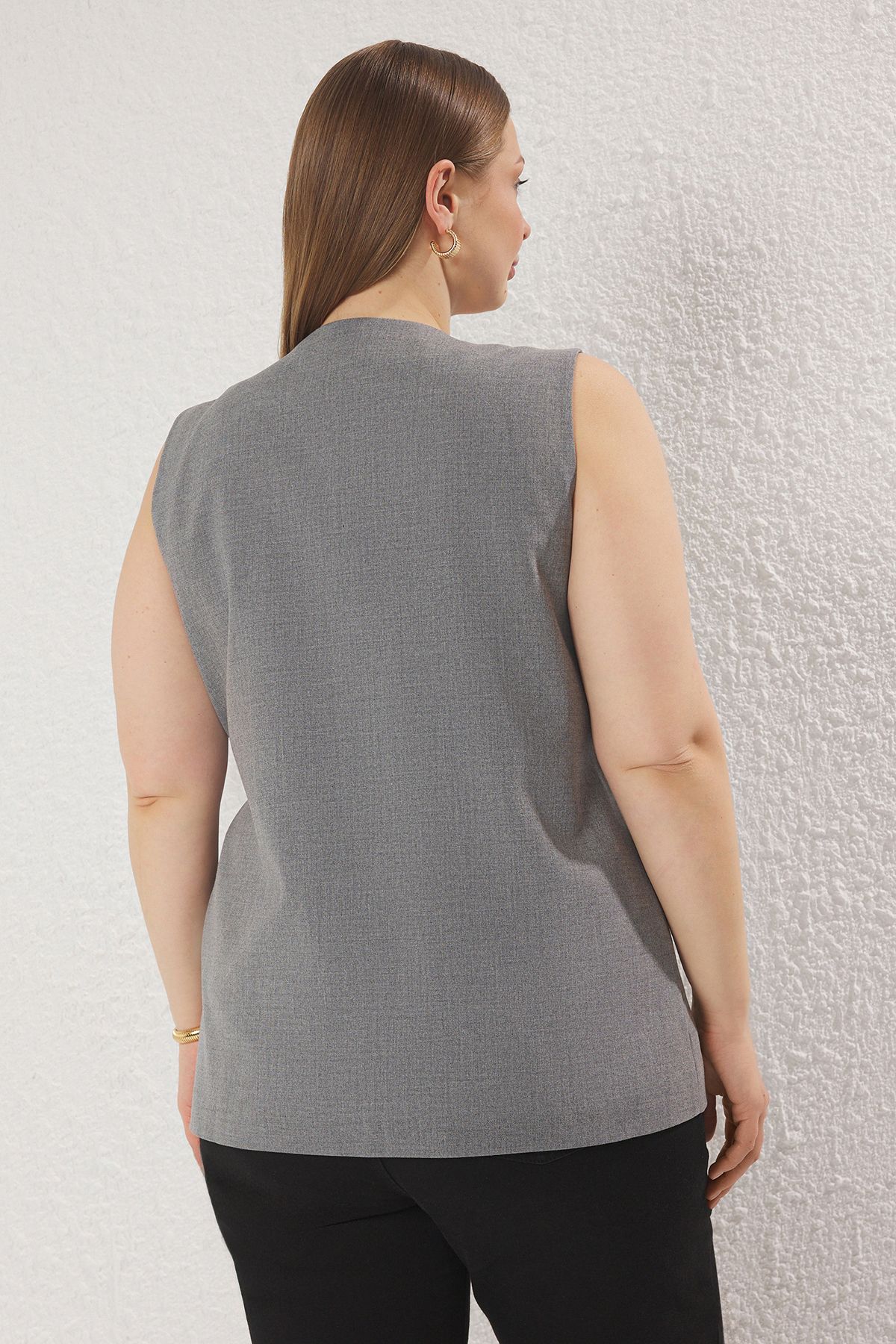 Trendyol Curve-Gray Oversize Lacing Detail Polyviscose Vest Tbbss25Bh00021 4