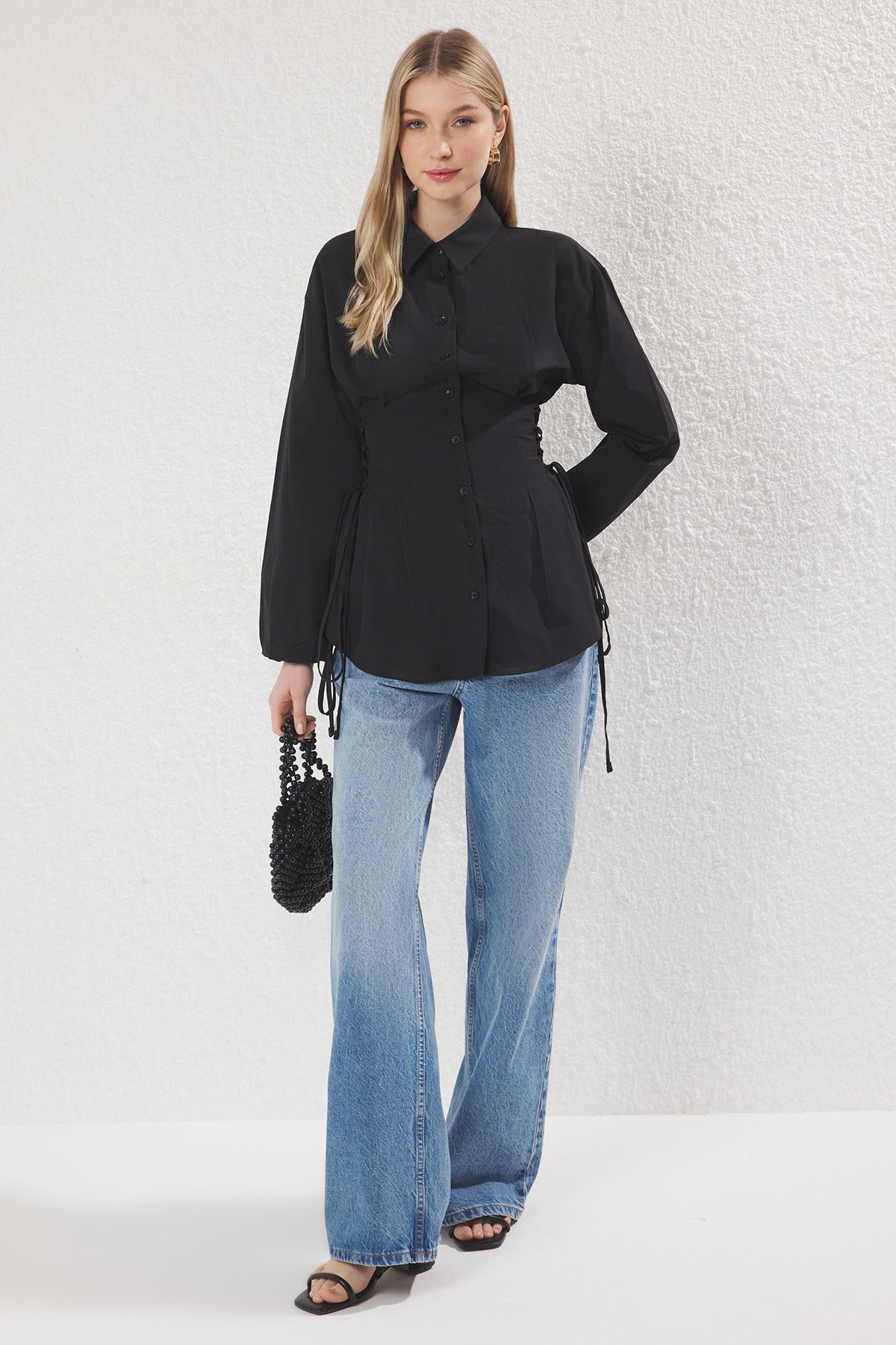complete the look image