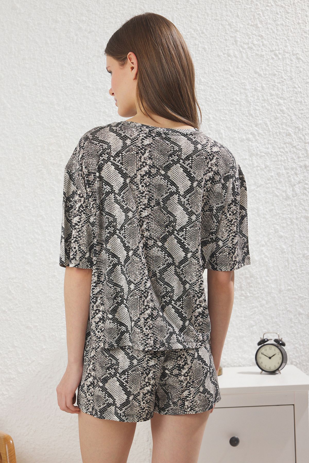 Trendyol Collection-Black-Multicolored Snake Patterned Elastic Waist Pajama Set Thmss25Pt00291 4