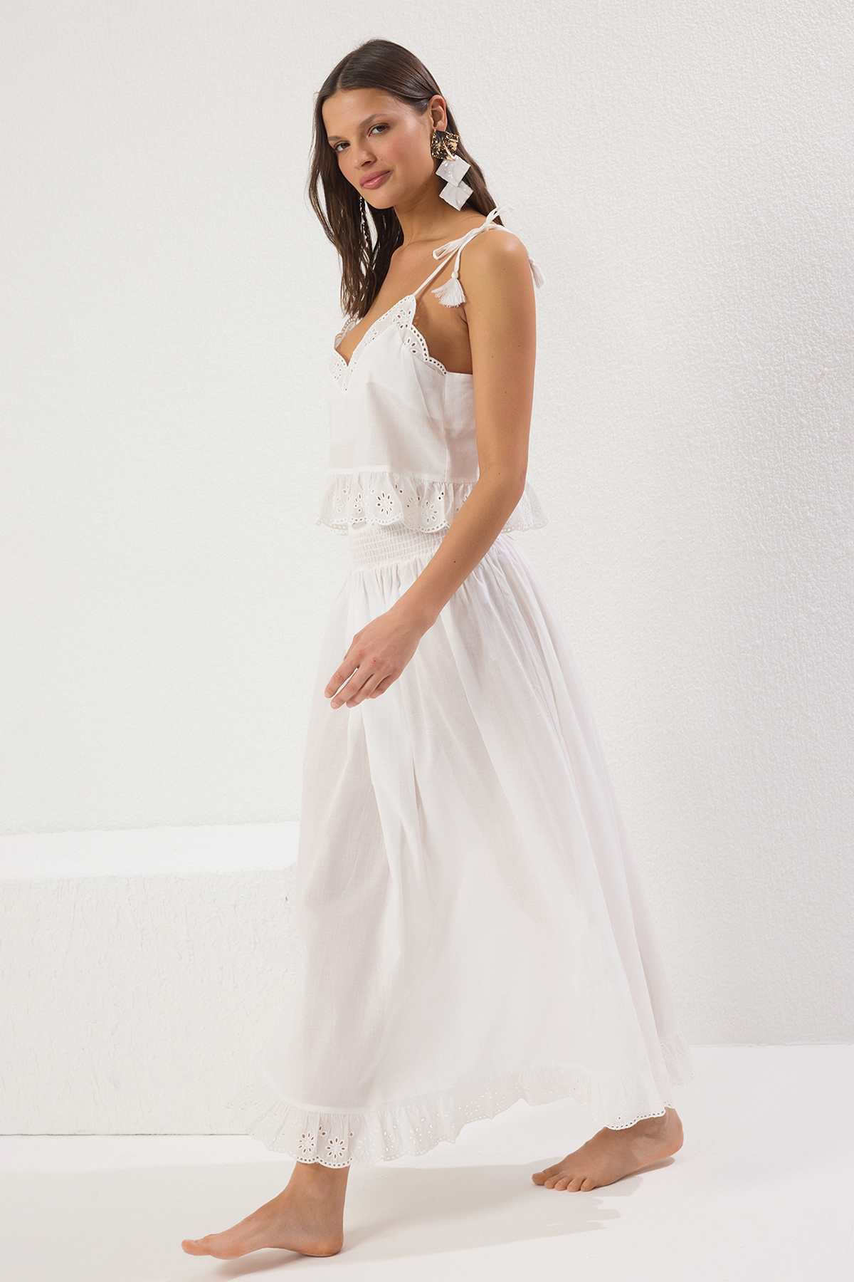 Trendyolmilla  Ekru Dokuma Brodeli %100 Pamuk Plaj Bluz-Etek Takım TBESS25AU00042 - Görsel 2