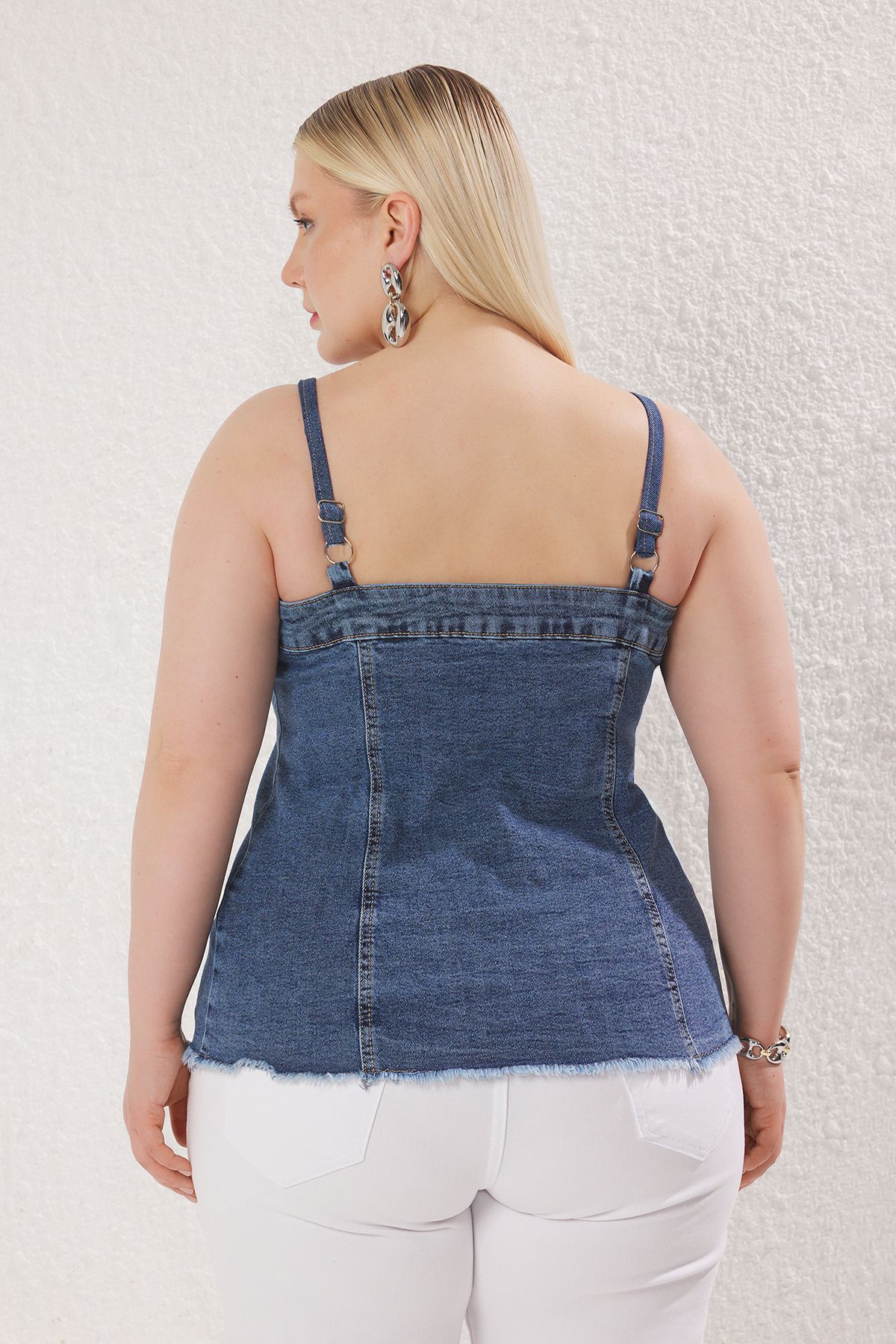 Trendyol Curve-Denim Plus Size Blouse with Blue Straps Tbbss25Af00094 4