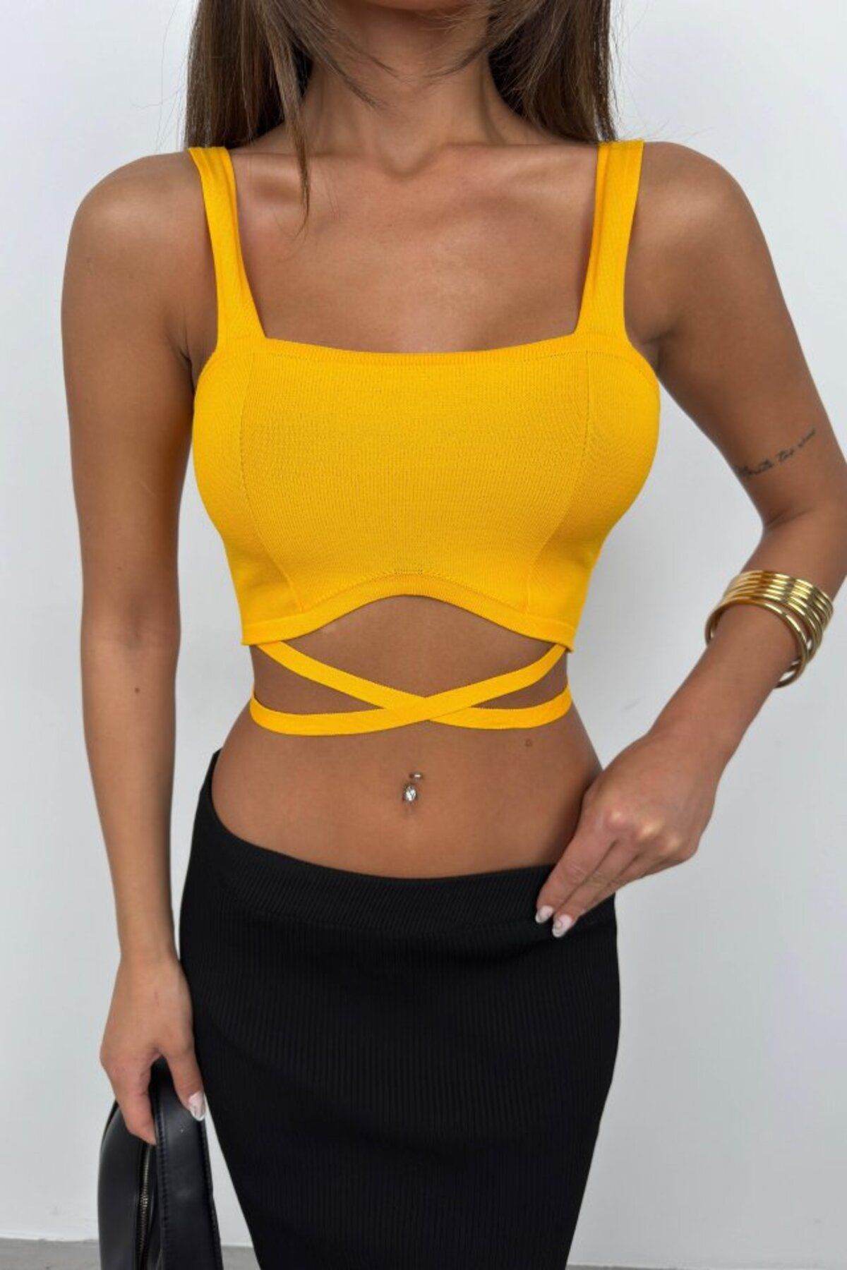 Albayrak Bel Bağcıklı Crop Bluz