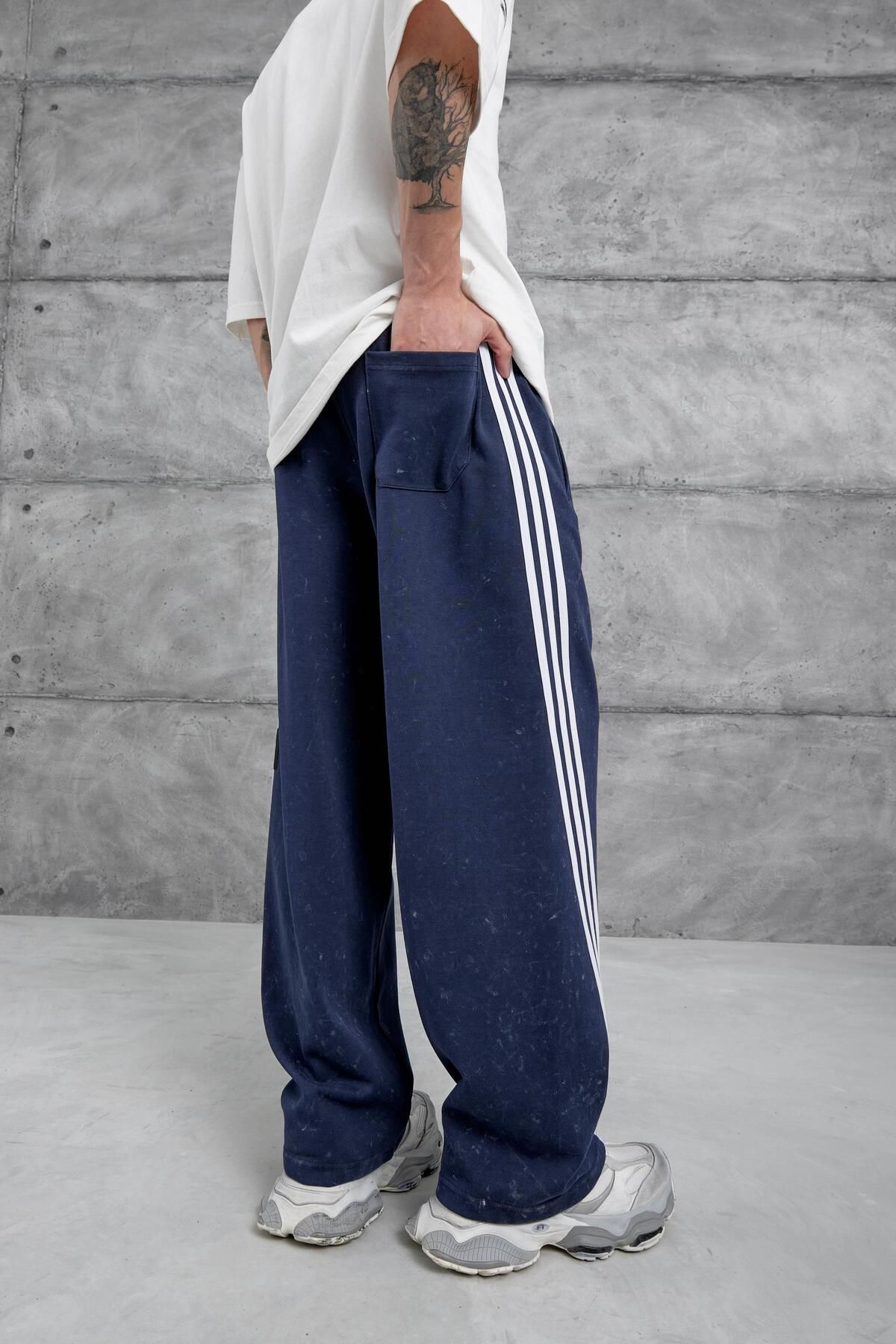 NOMARC-Navy Blue Ynzay-3 Written Baggy Sweatpants 2