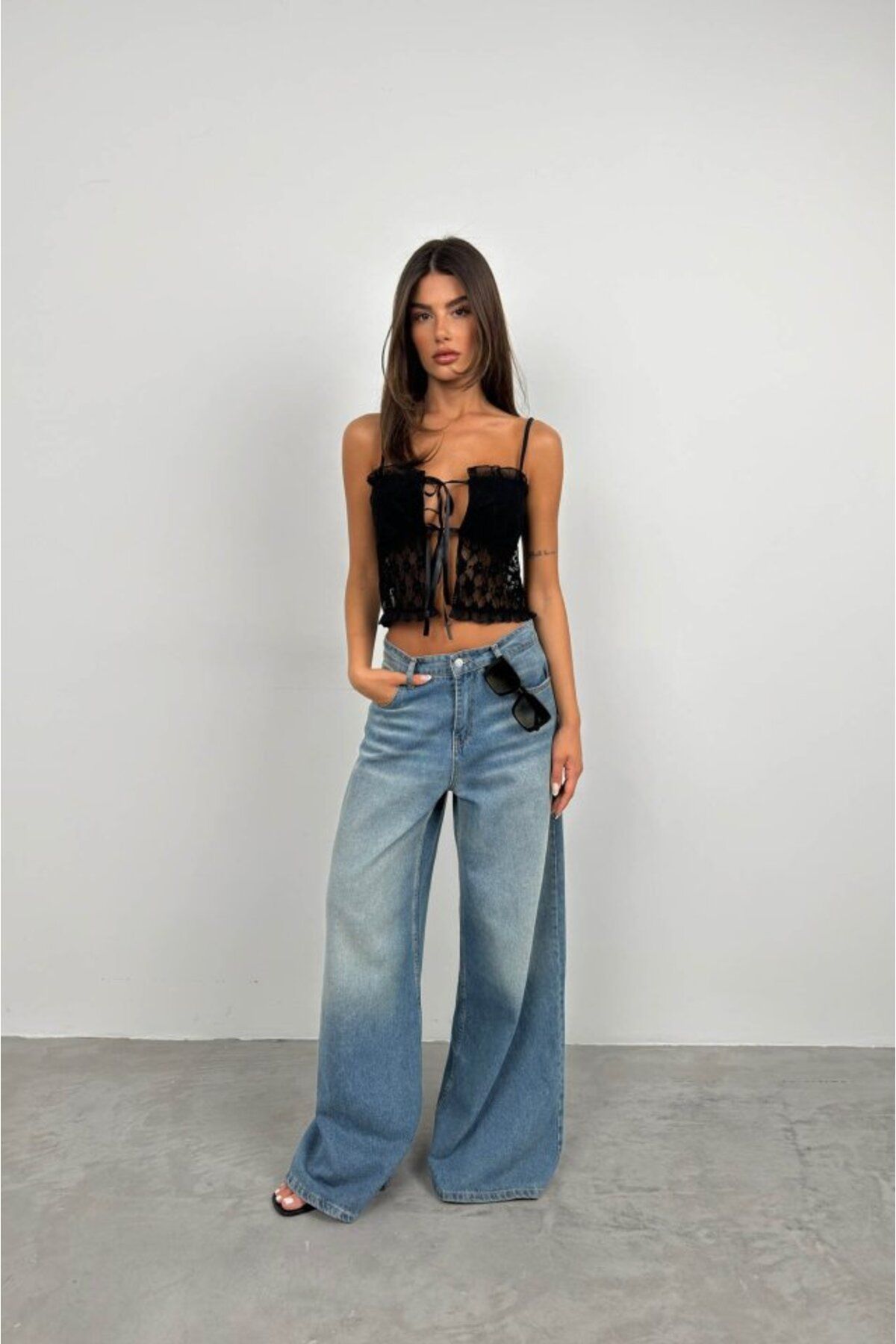 MHT STORE Dantelli Bağcık Detay Crop