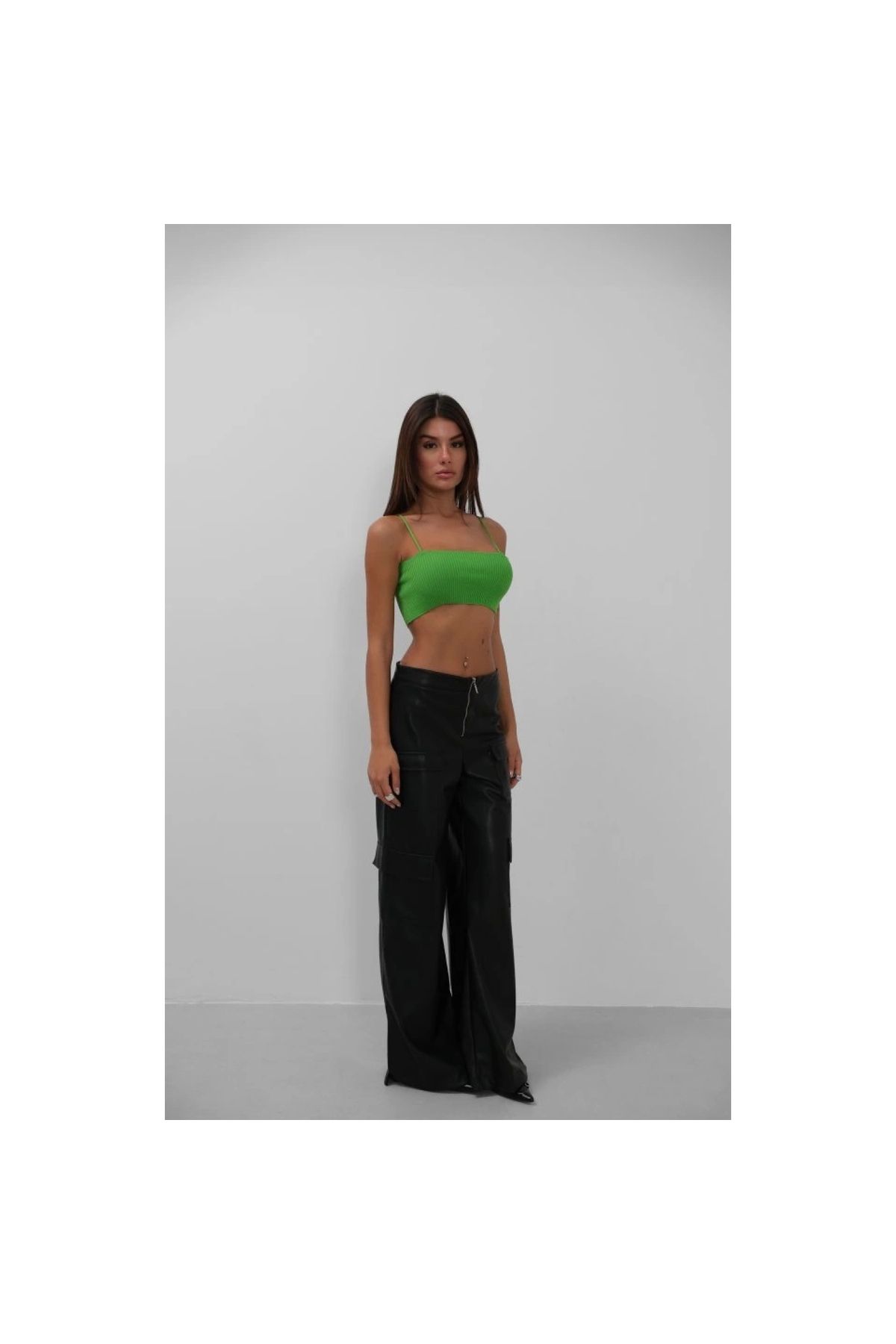 Marsilyan İnce Askılı Crop Top