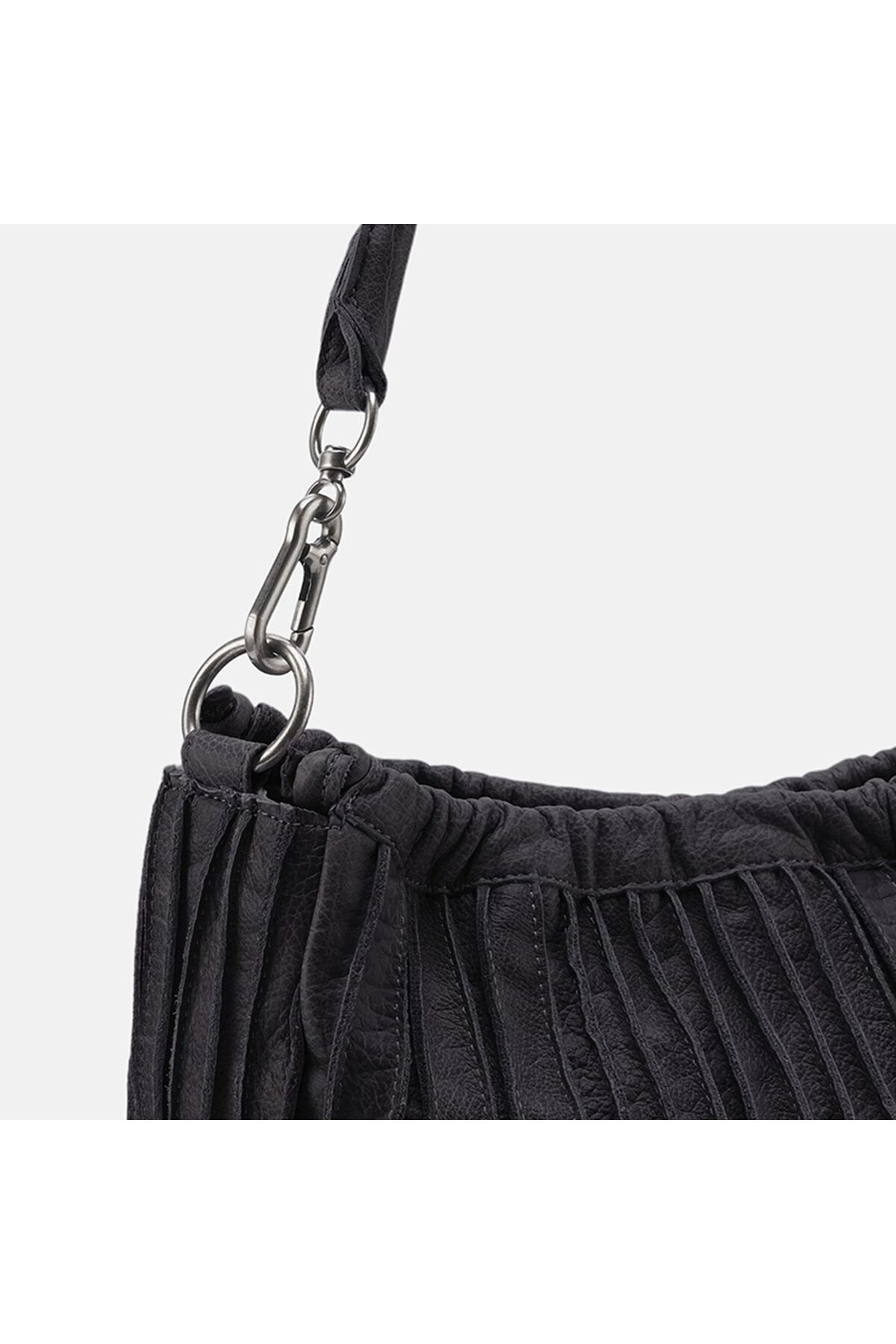 FREDsBRUDER-Say Hello Shoulder Bag Leather 33 cm 3