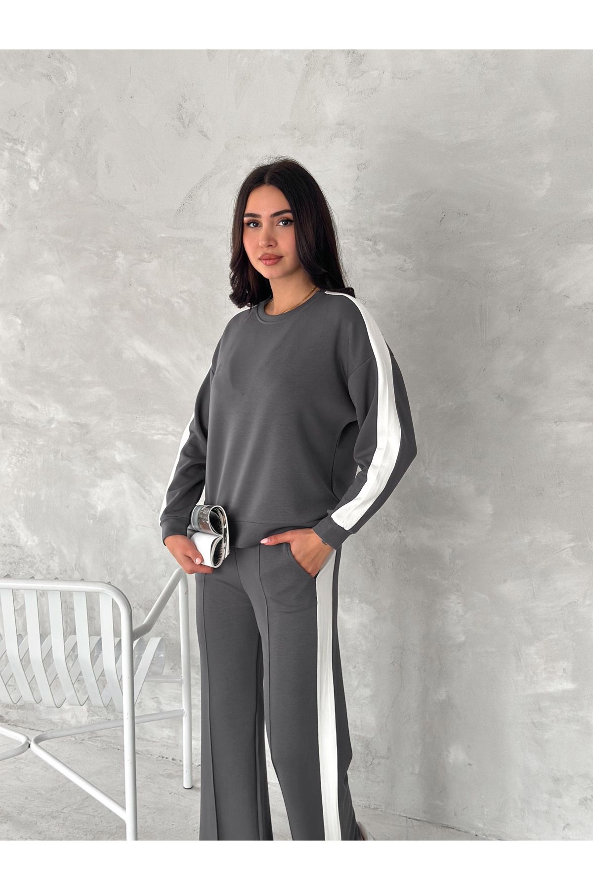 Slim'N Lift-Soft Tissue Modal Fabric Side Stripe Tracksuit Set 2