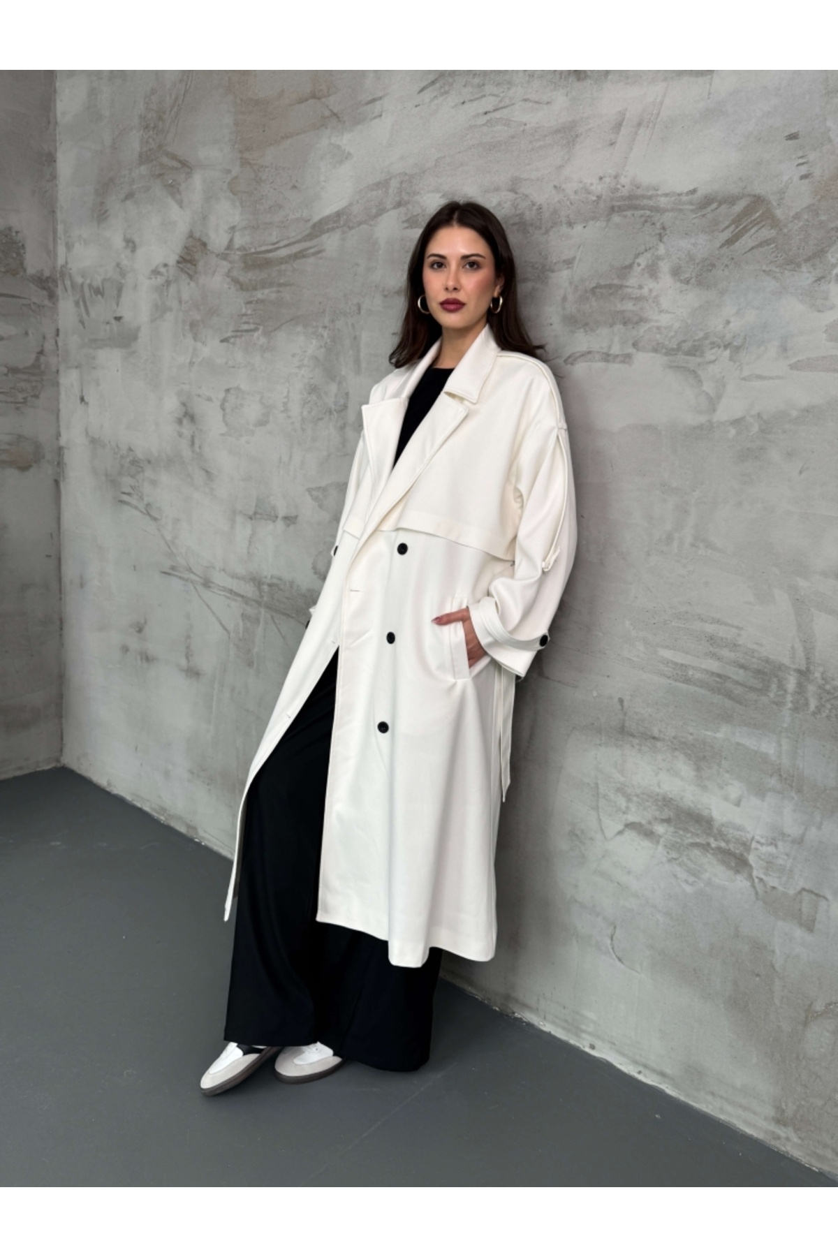 Elif Özbey Butik-White Double Breasted Detailed Oversize Trench Coat 3