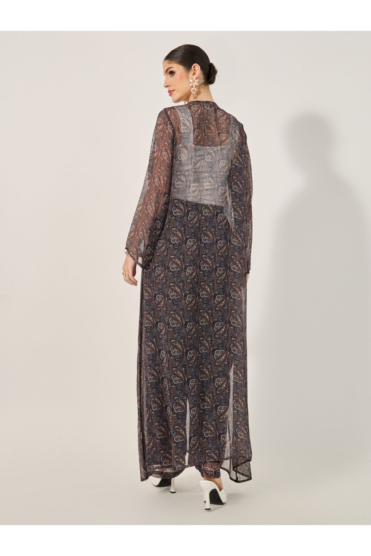 Styli-printed abaya and inner top and pants set 6
