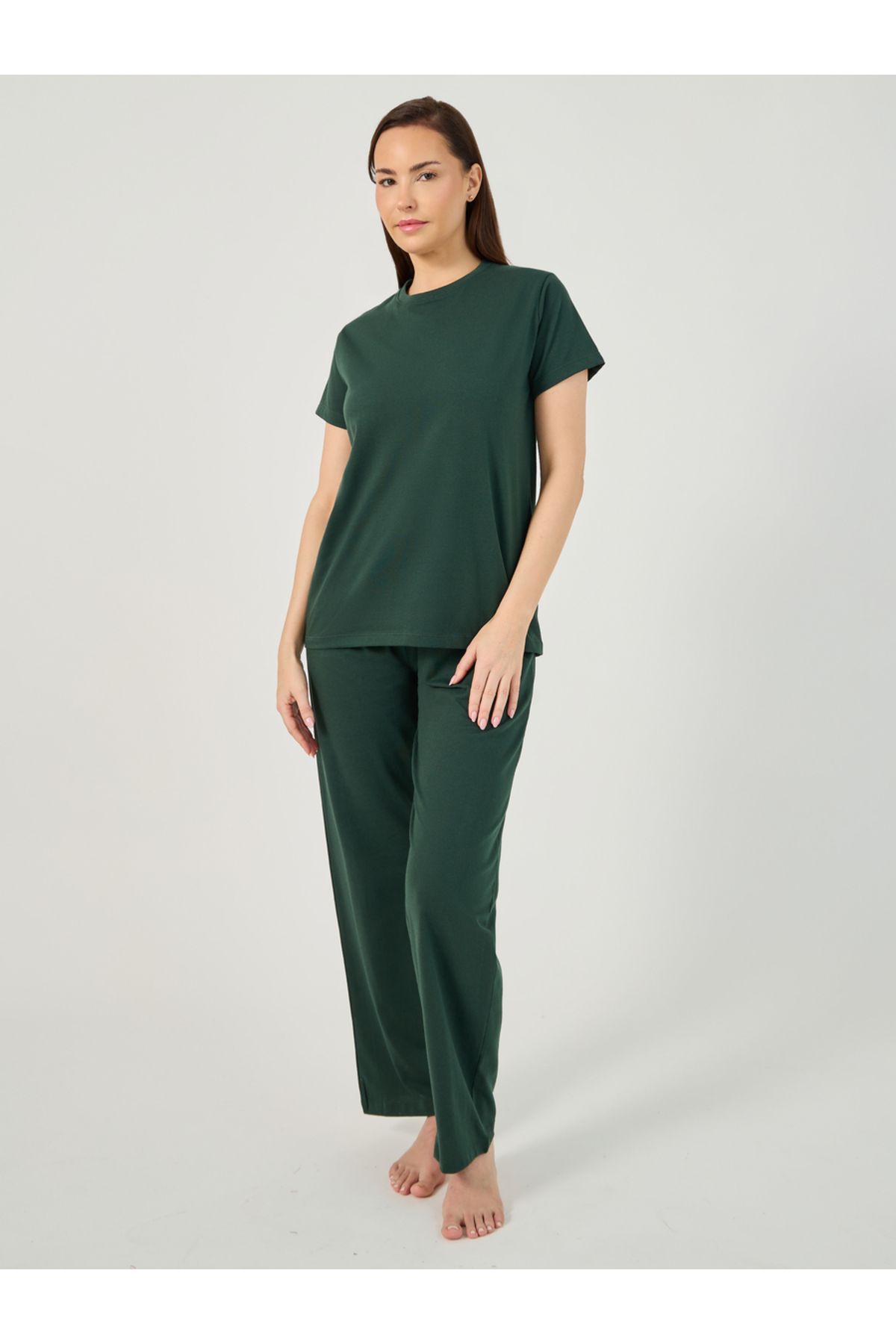 Styli-Solid Round Neck T-Shirt and Pyjama Set 2