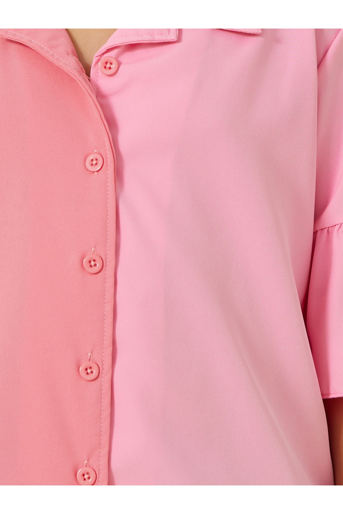 Styli-Color Block Ruffled Sleeve Collared Shirt 3
