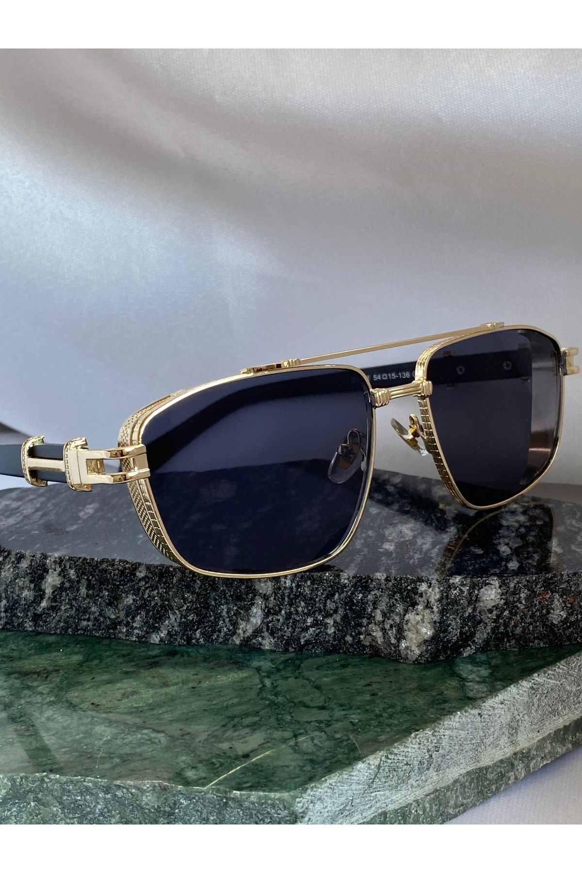 Mazzy-Rectangular Design Gold Black Unisex Sunglasses 1