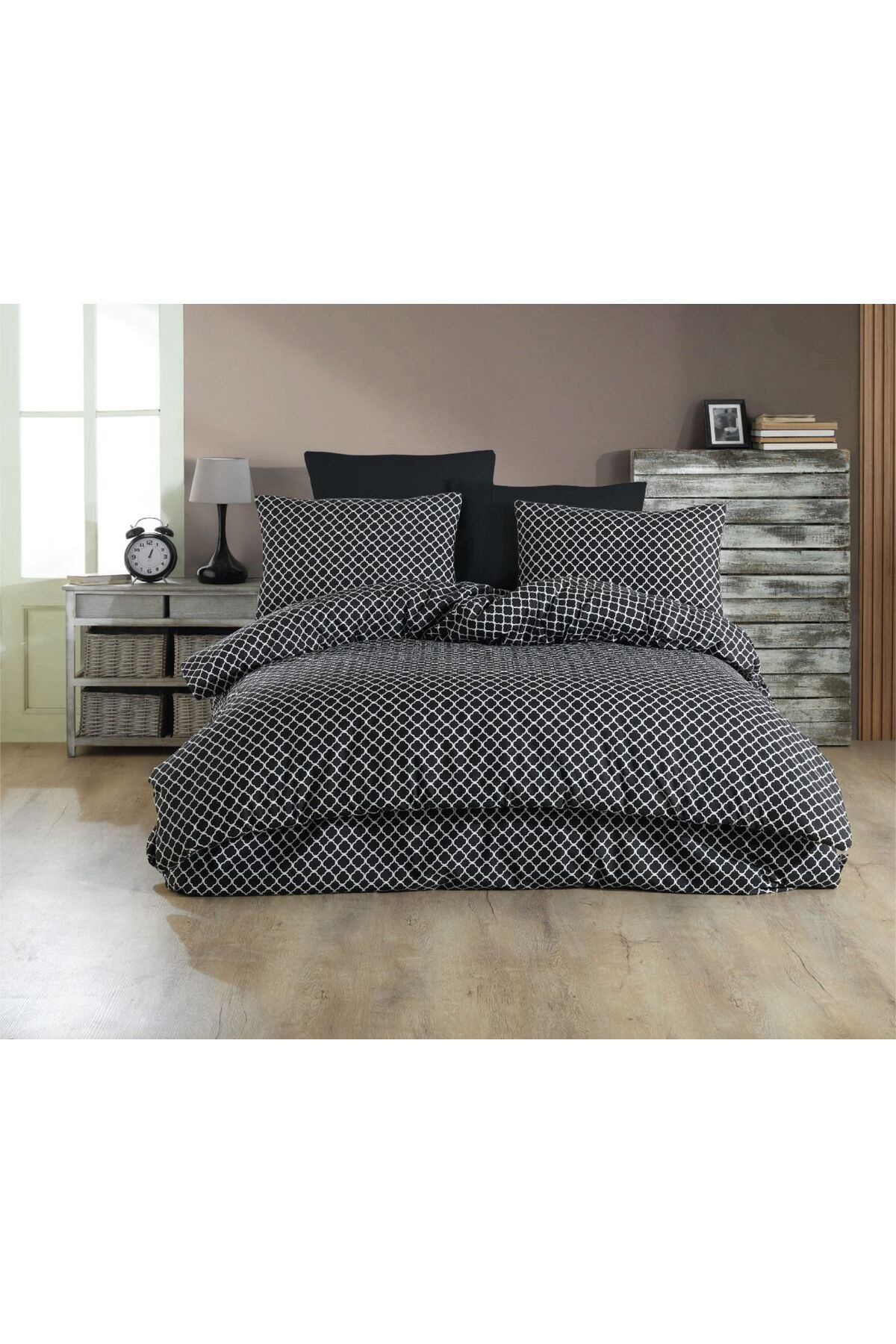 sedali home-Black Chain Double Duvet Cover Set (Duvet Cover + Pillow Case) 1