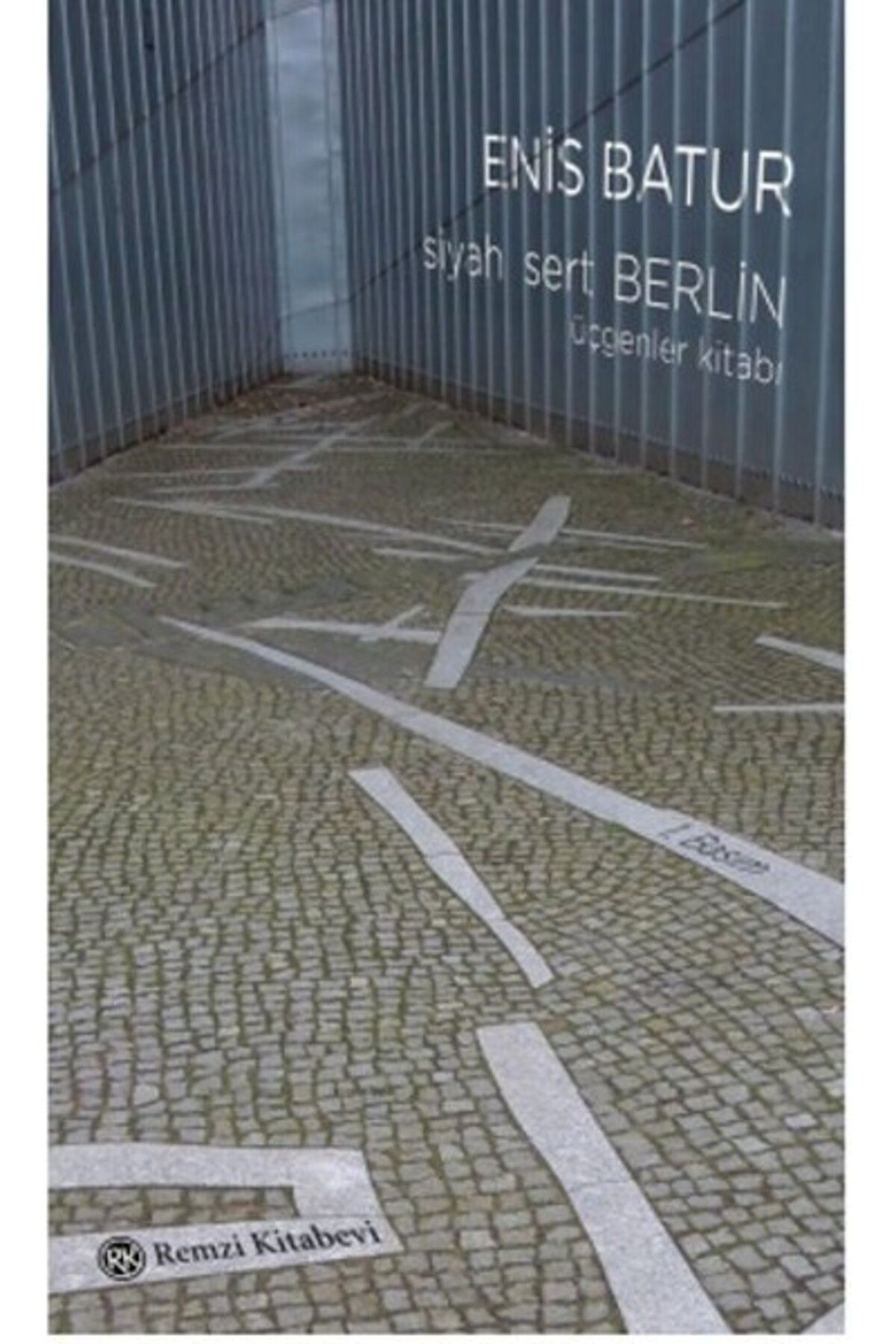 Türk Dil Kurumu Yayınları Siyah Sert Berlin