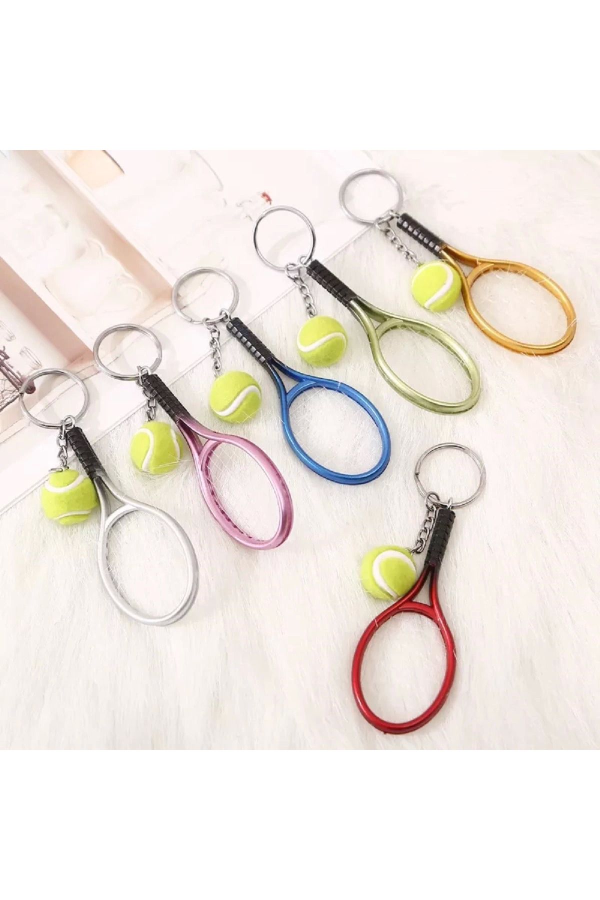 costurera-Stylish Keychain Pendant Bag Ornament Tennis Keychain with Realistic Tennis Racket Design (4767) 2