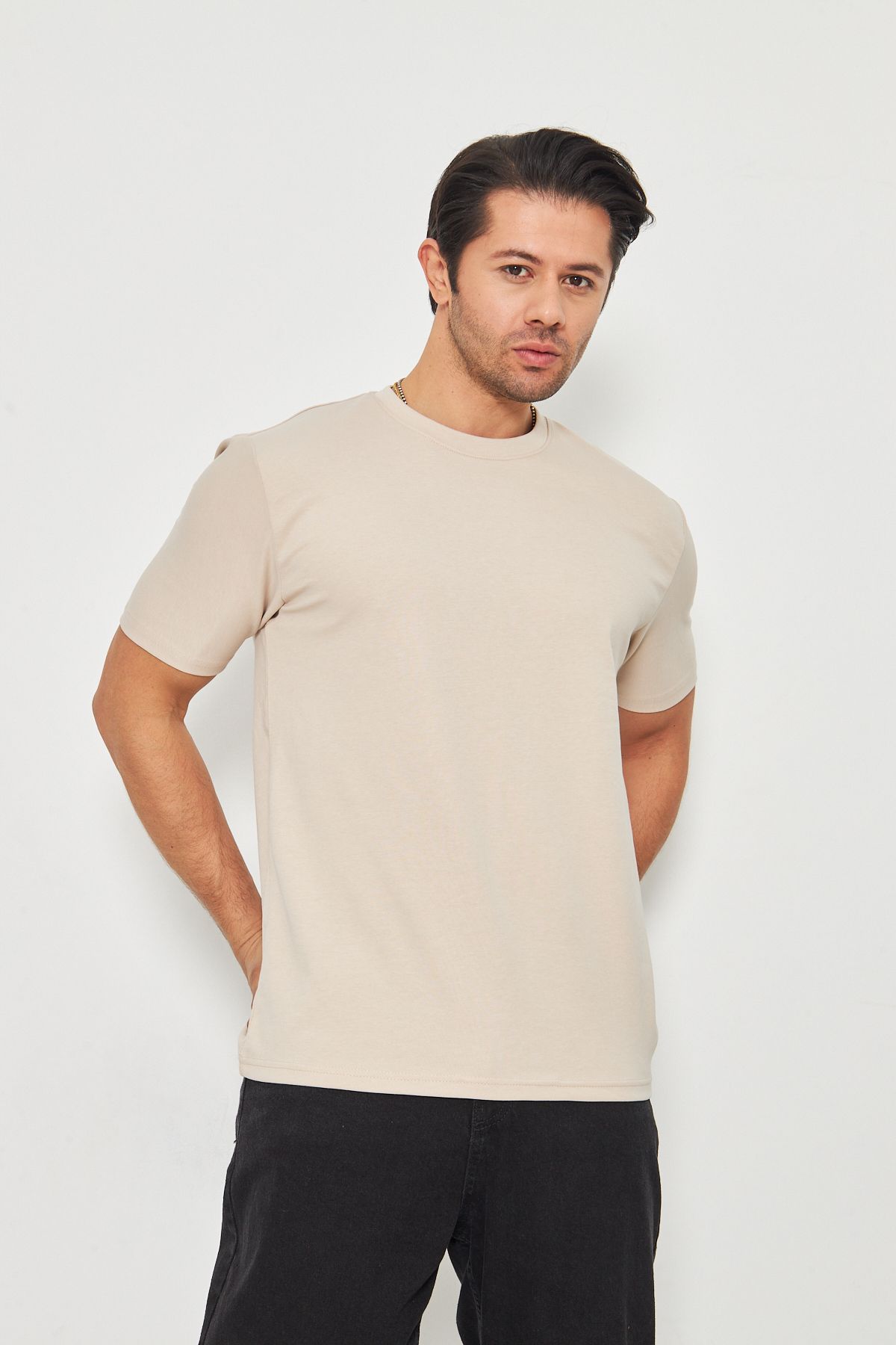 ZİNOX-Men's Plain Basic Crew Neck 2 Thread Comfortable Fresh Textured Fabric T-Shirt Suitable for Daily Use 1