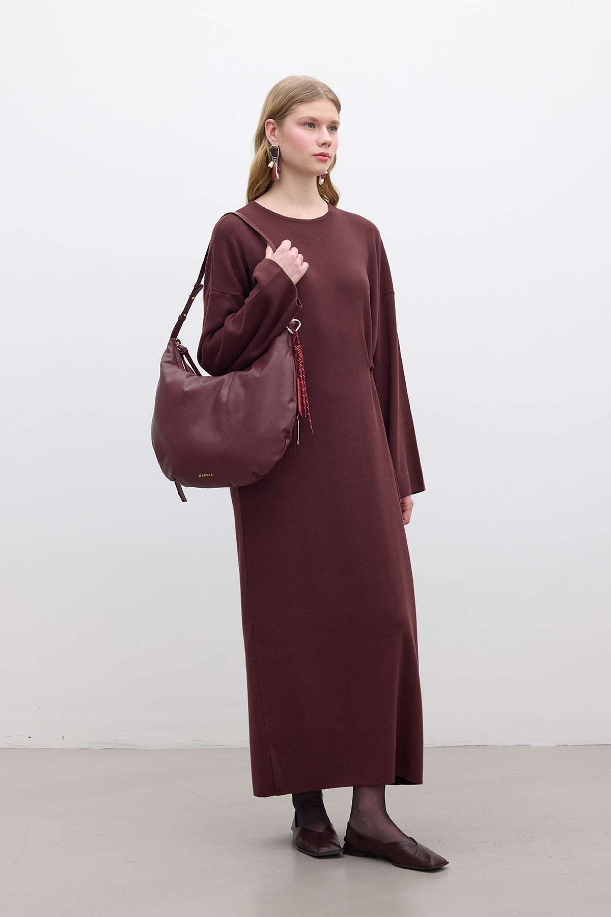 Manuka-Soft Leather Oval Life Bag Claret Red 2
