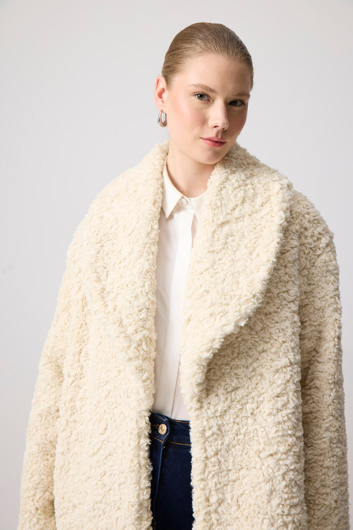 Touché Privé-Long Plush Coat 3