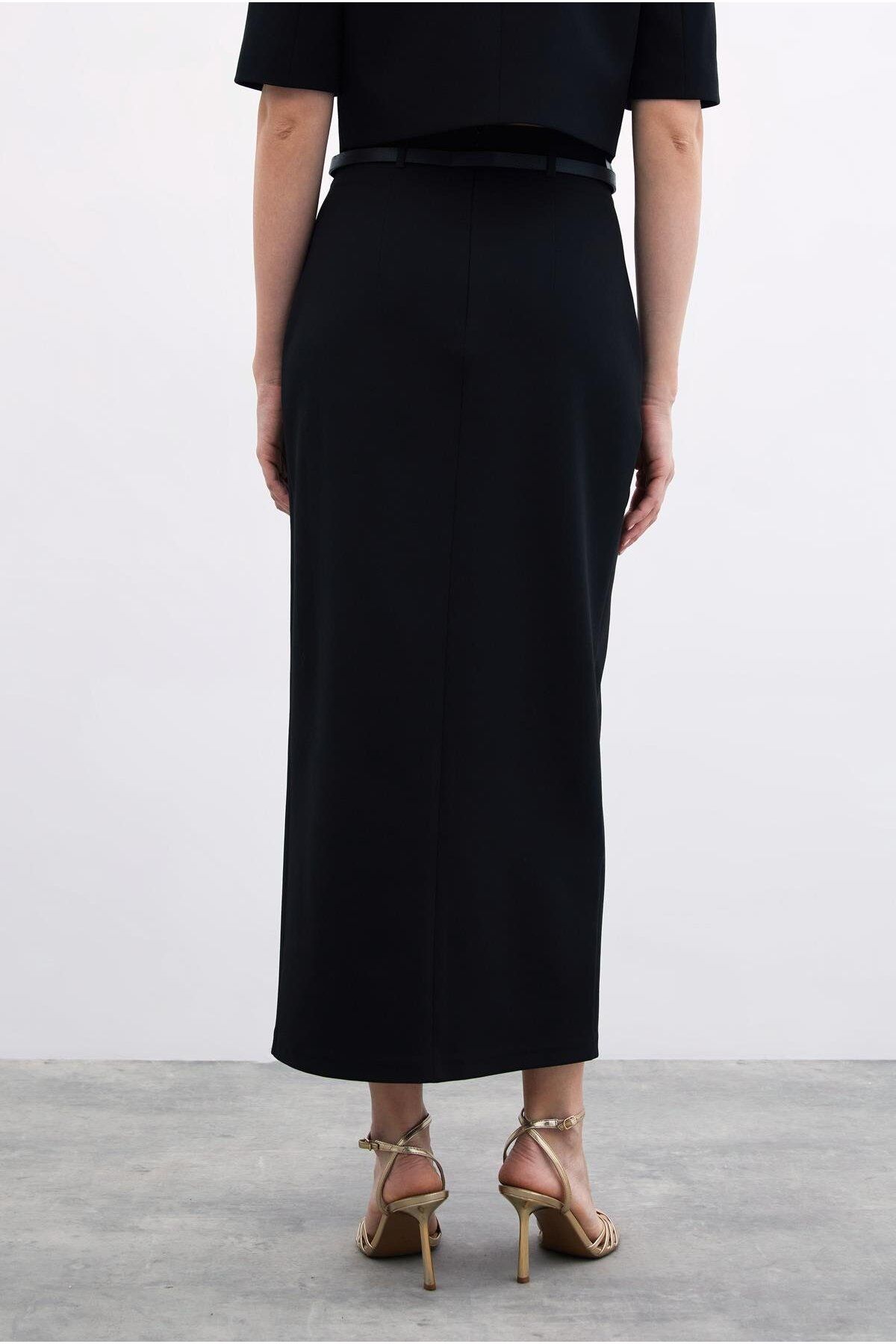 Sateen-Slit Belted Long Skirt - Black 7