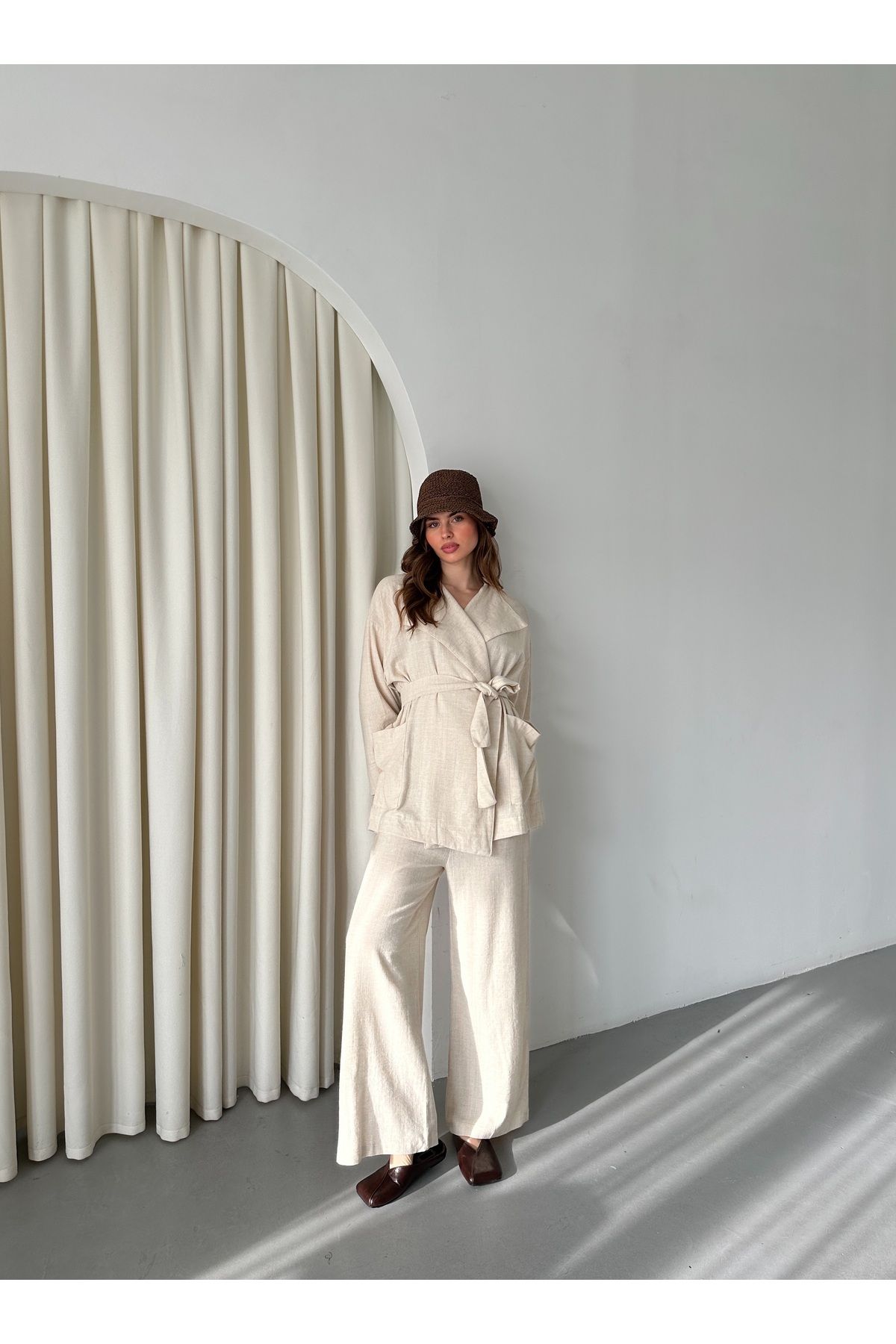 Laluvia-Set pantaloni jachetă din in natural Romina - 8447 6