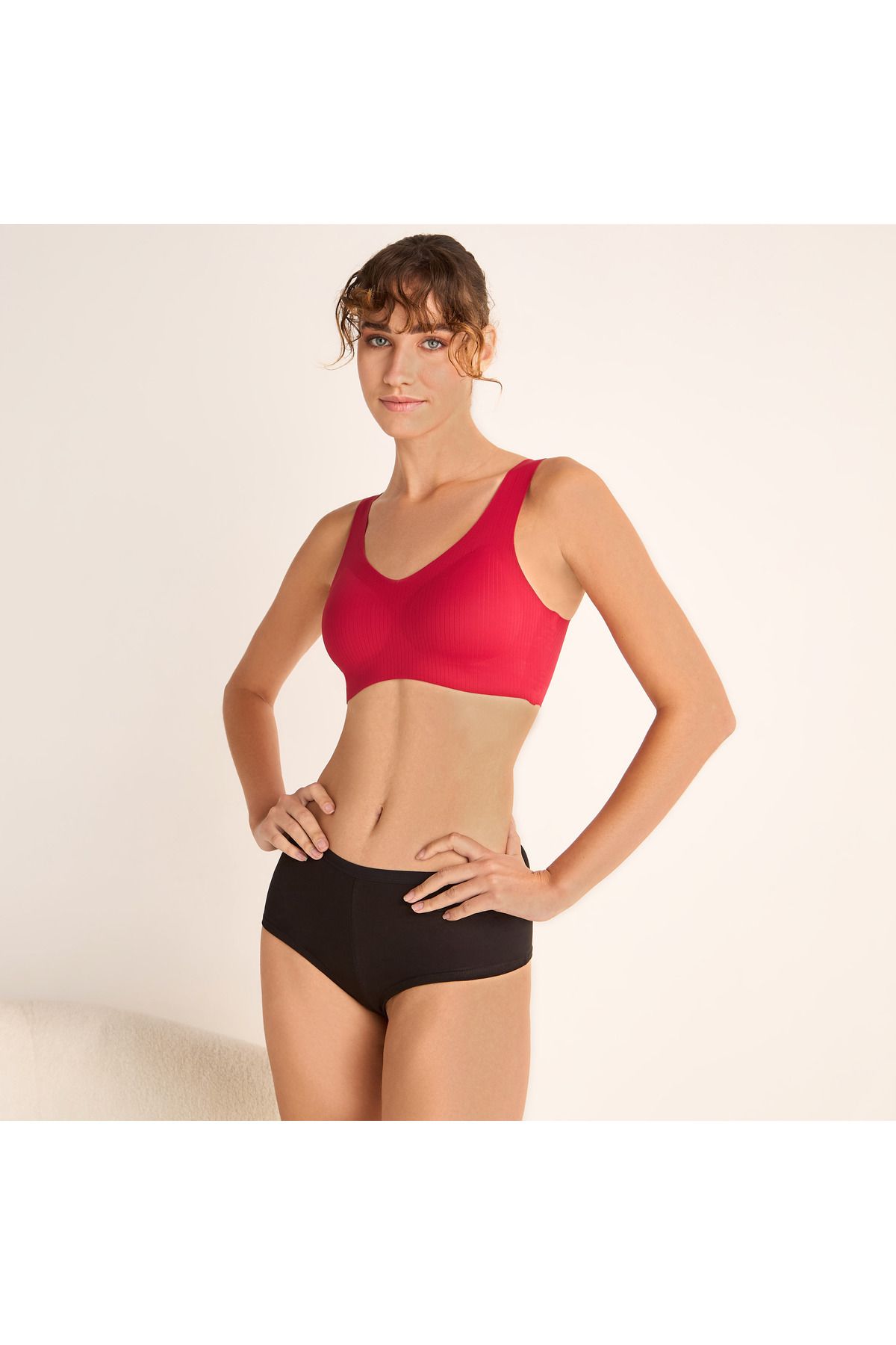 FAV-Seamless Bonded Support Bra 4