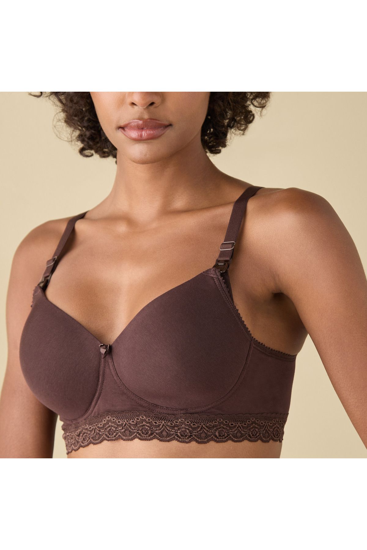 FAV-Lace Detail Solid Nursing Bra with Hook and Eye Closure 4