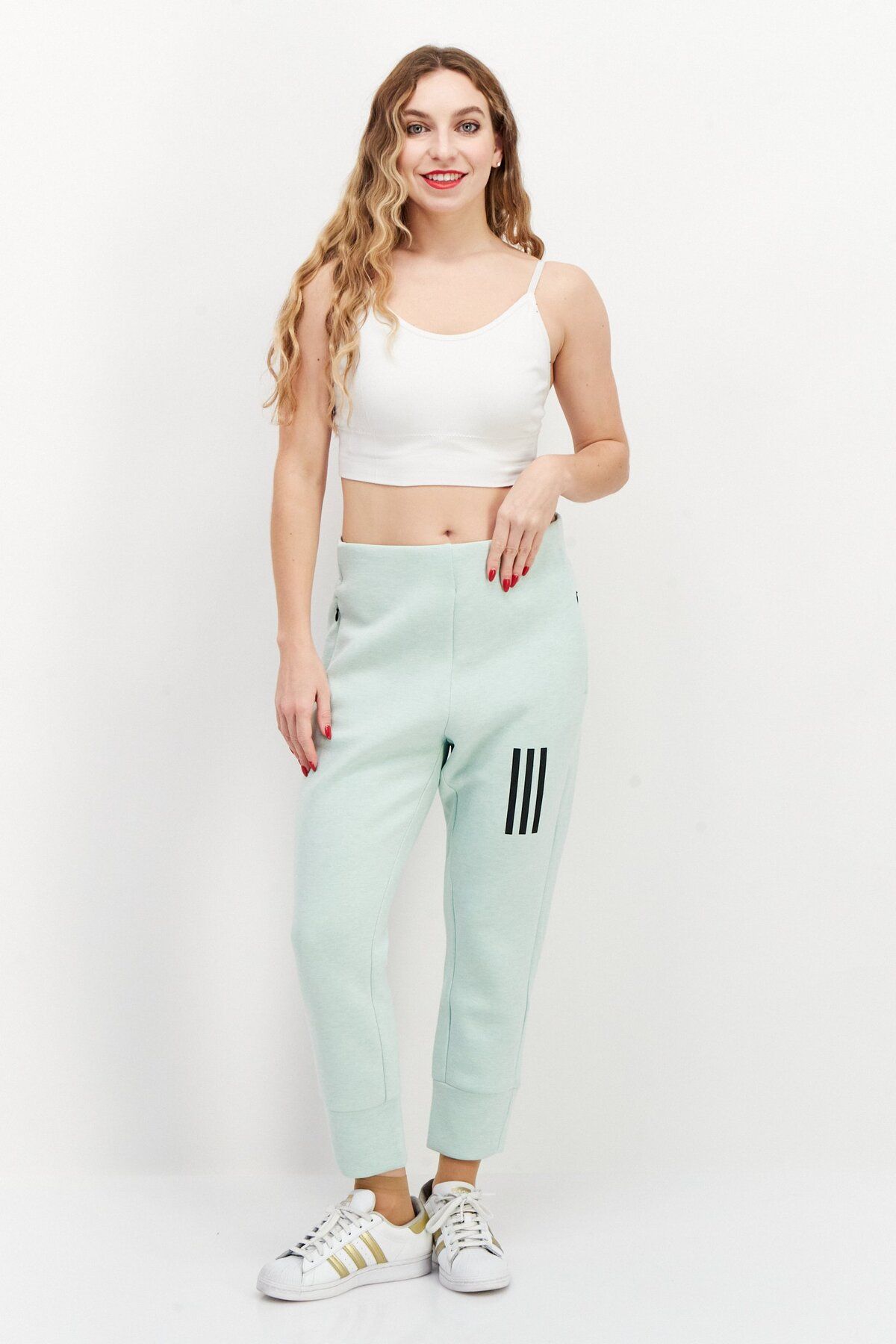 complete the look image
