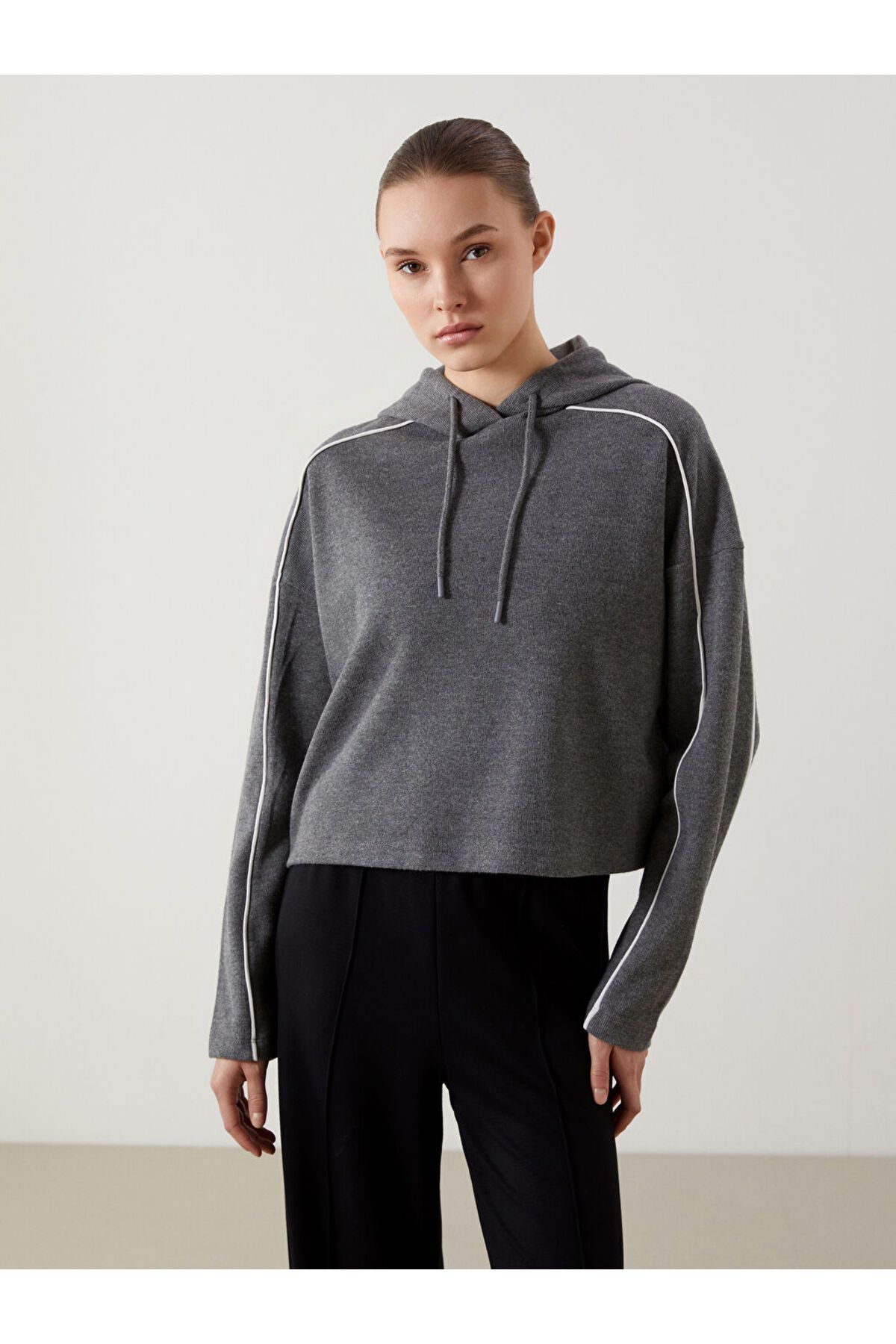 LC Waikiki Yeni Sezon Kapusonlu Oversize Kadin Sweatshirt Tunik - S5N898Z8