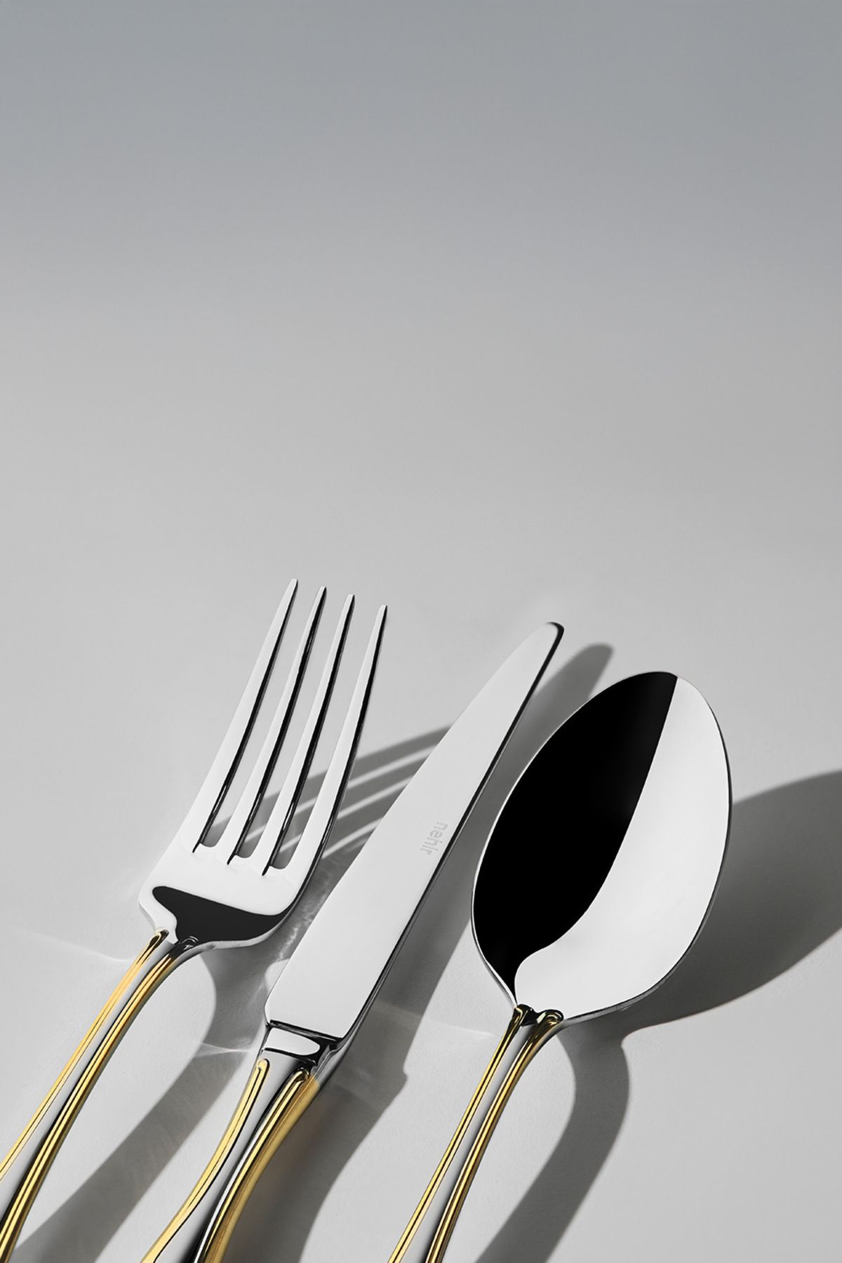 Nehir-Lalezar Gold Satin 12-Person 89-Piece Leather Boxed Cutlery Set 3