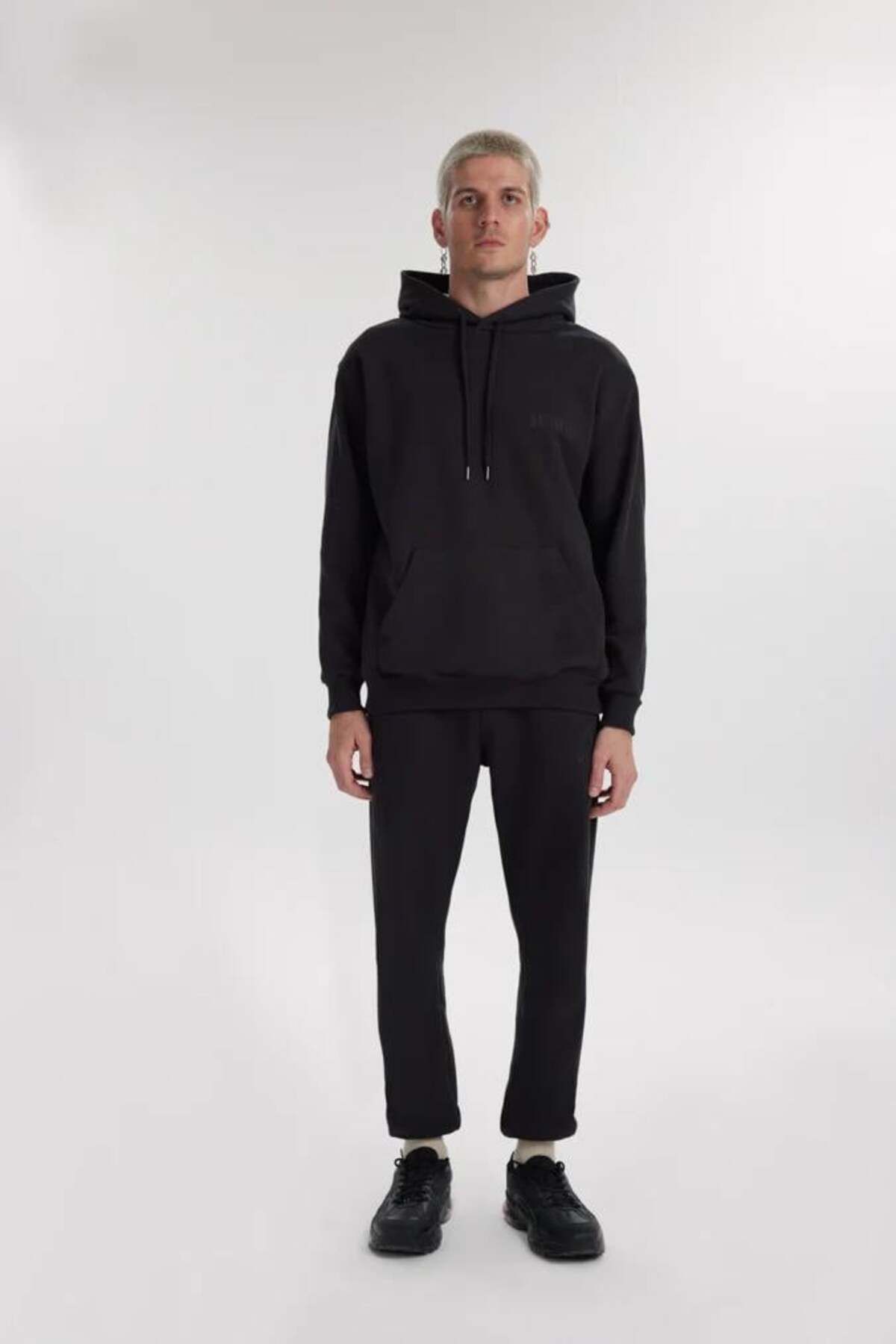 Hoodie Oversize Qollanchi Vasquez - Space Black LUESS