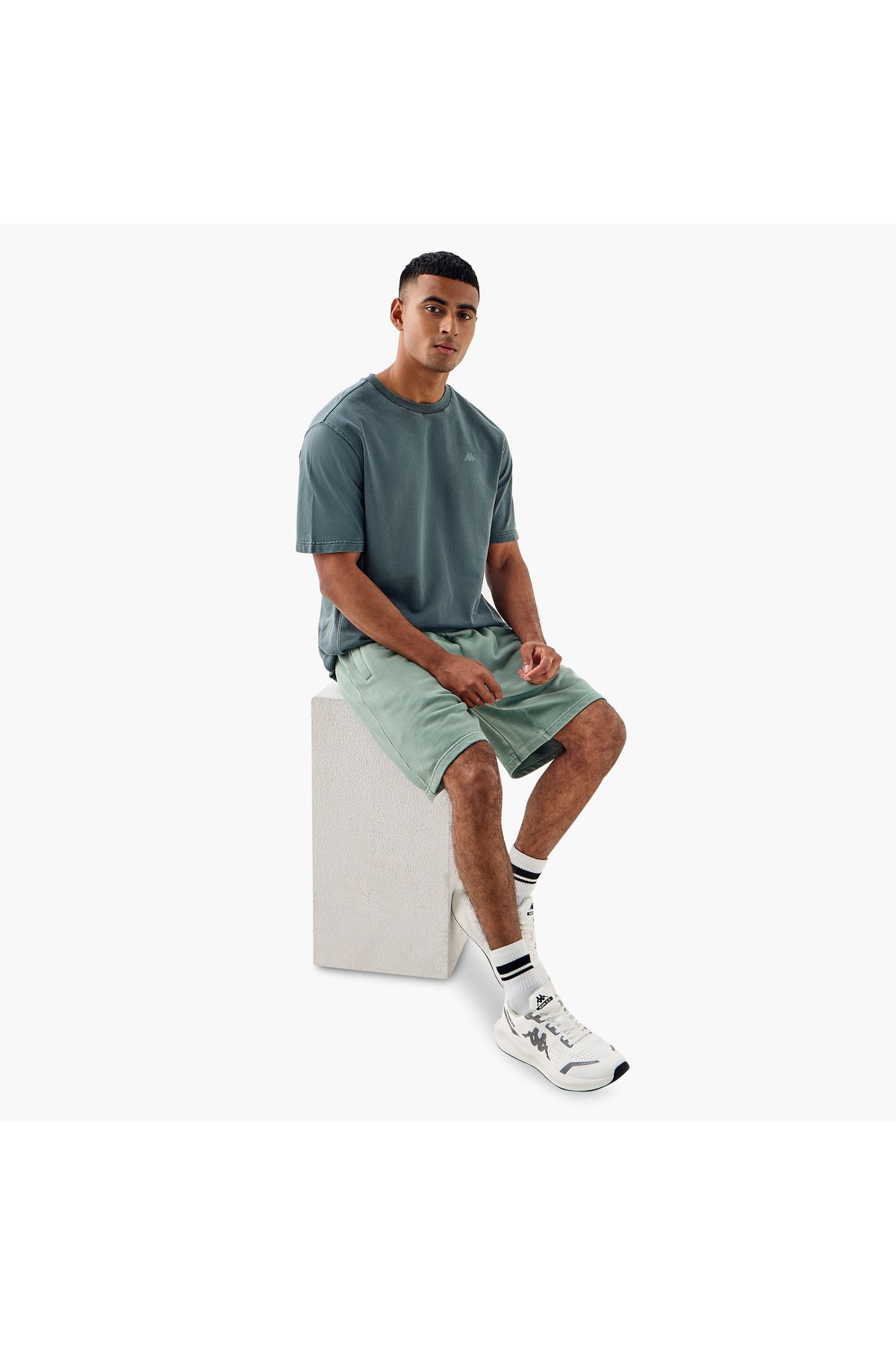 complete the look image