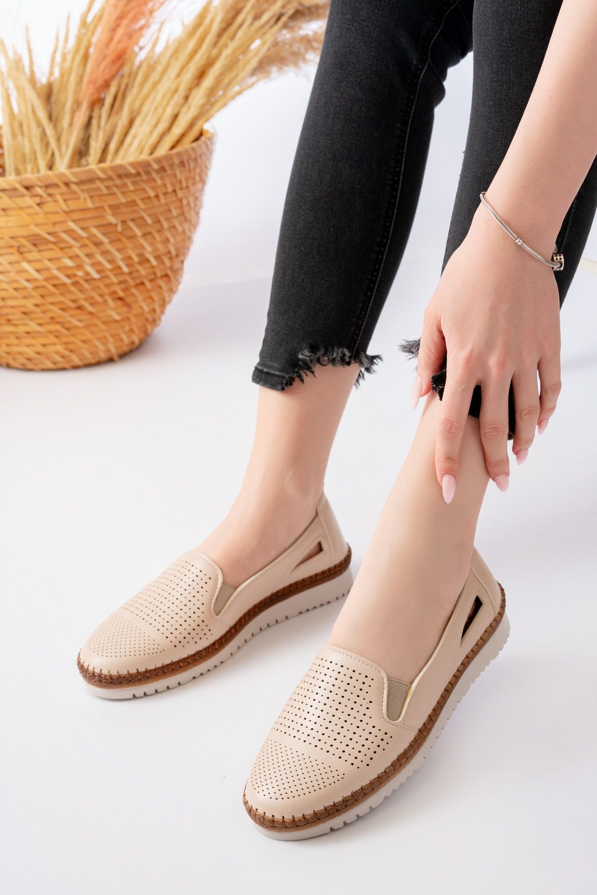 Slipcat-Women's Side Perforated Mother Orthopedic Anti-Sweat Anti-Slip Shoes Ballerinas 5